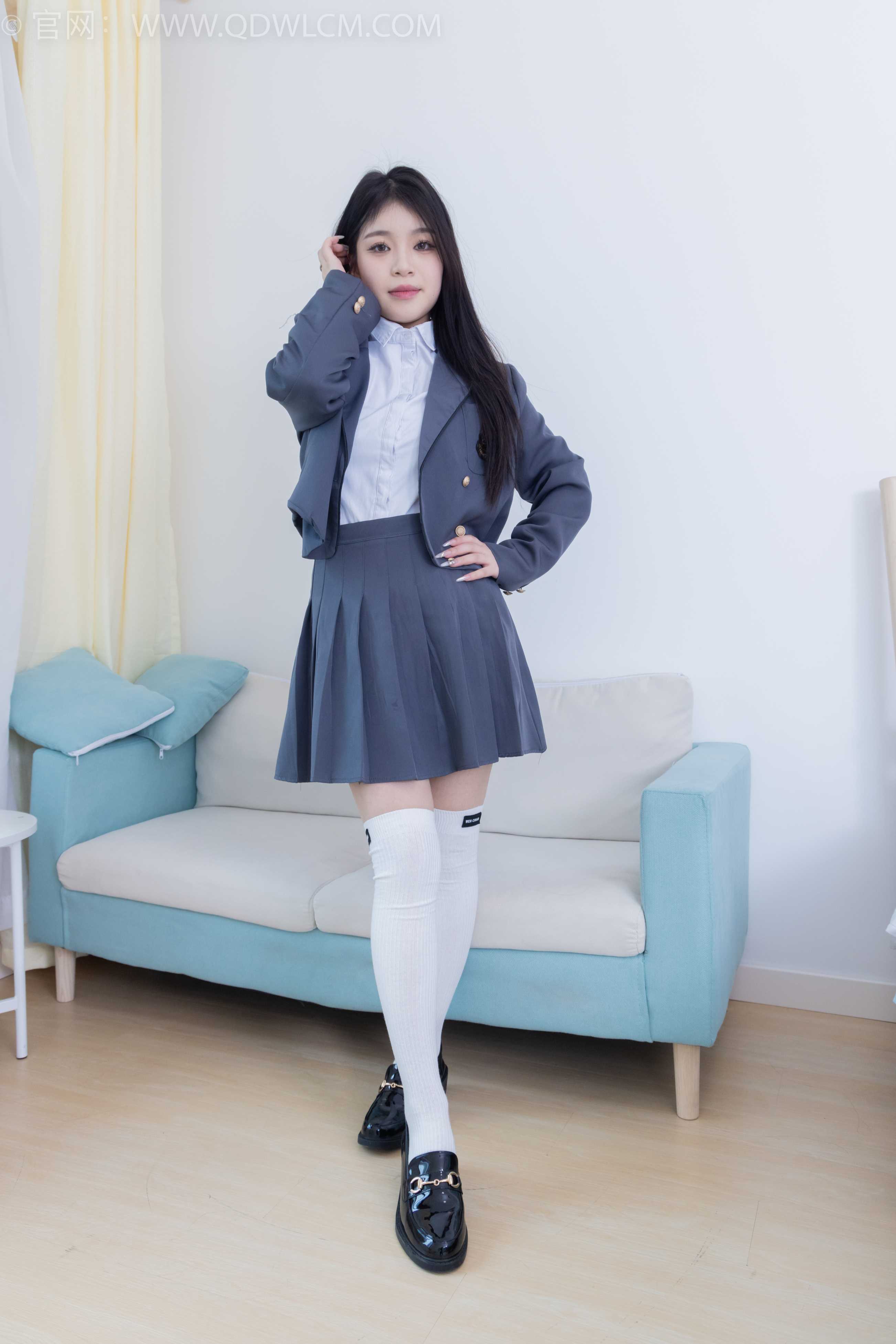 物恋传媒 NO.2218 闪闪-黑夜是平静的[181P-1V-4.19G]