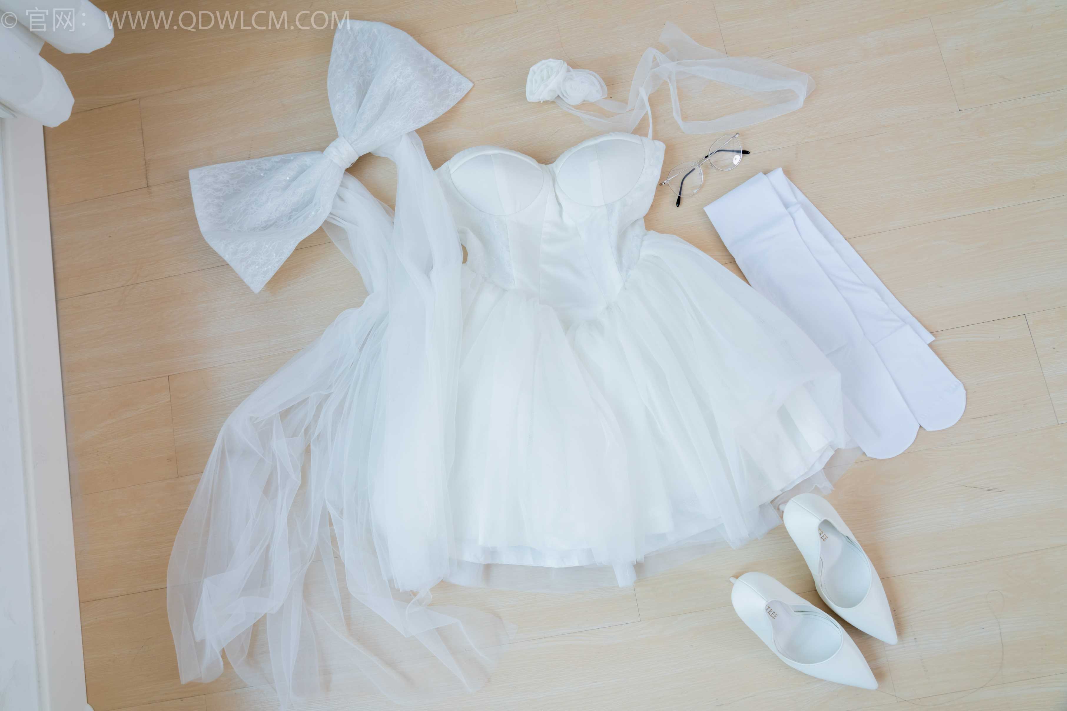 物恋传媒 NO.2233 小影-小影-高跟鞋[150P-1V-4.35G]