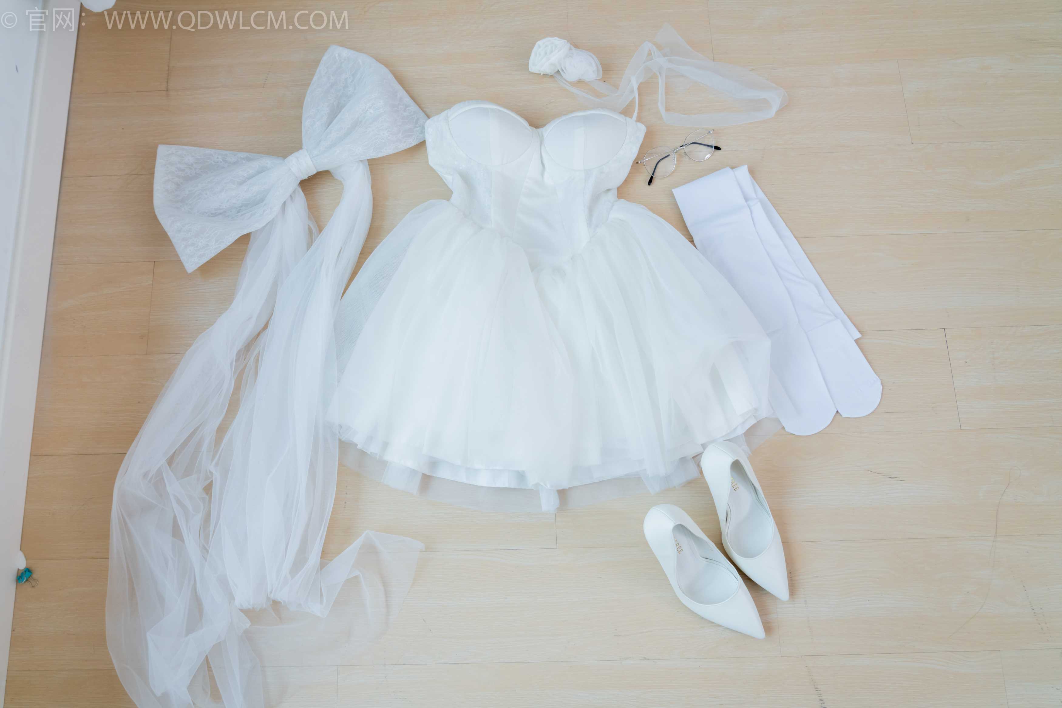 物恋传媒 NO.2233 小影-小影-高跟鞋[150P-1V-4.35G]