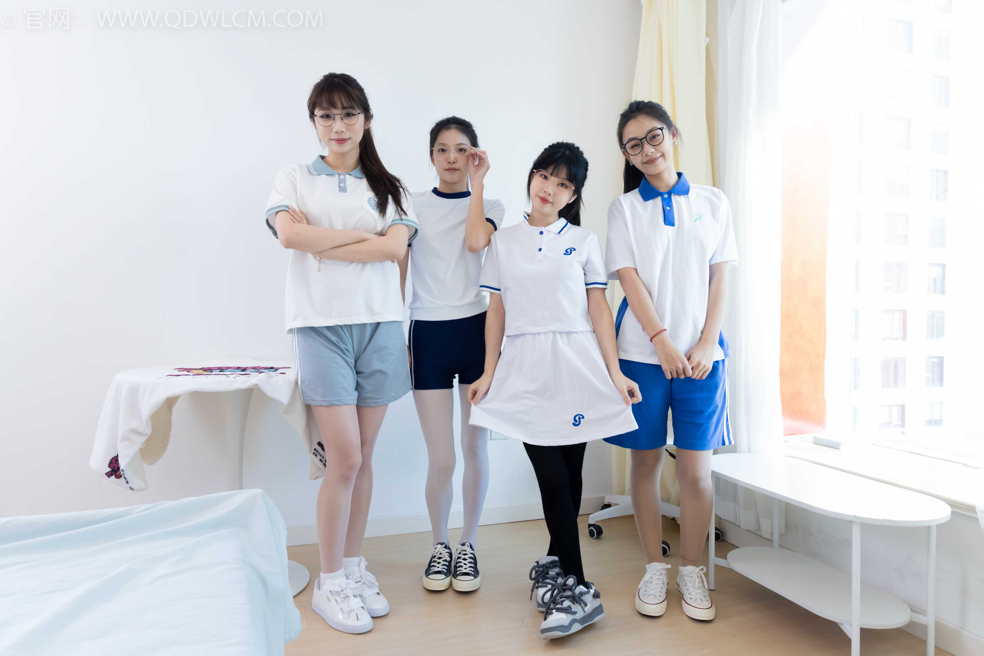 物恋传媒 NO.2243 茯苓&岚岚&泡泡&米米-新春快乐[190P-1V-6.07G]