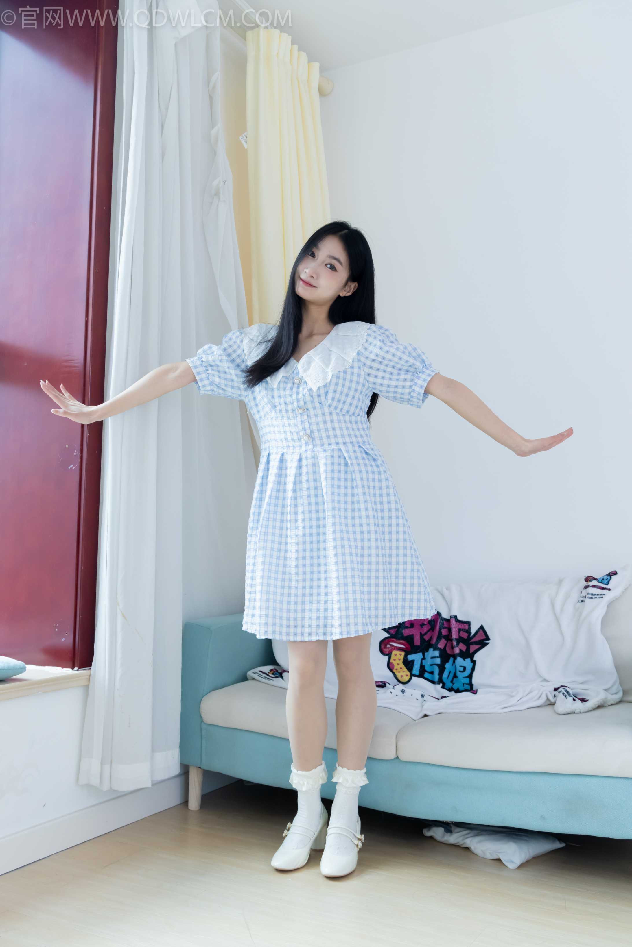 物恋传媒 NO.2261 小影-高跟鞋、白棉袜、（脚尖加固款）[167P-1V-4.42G]