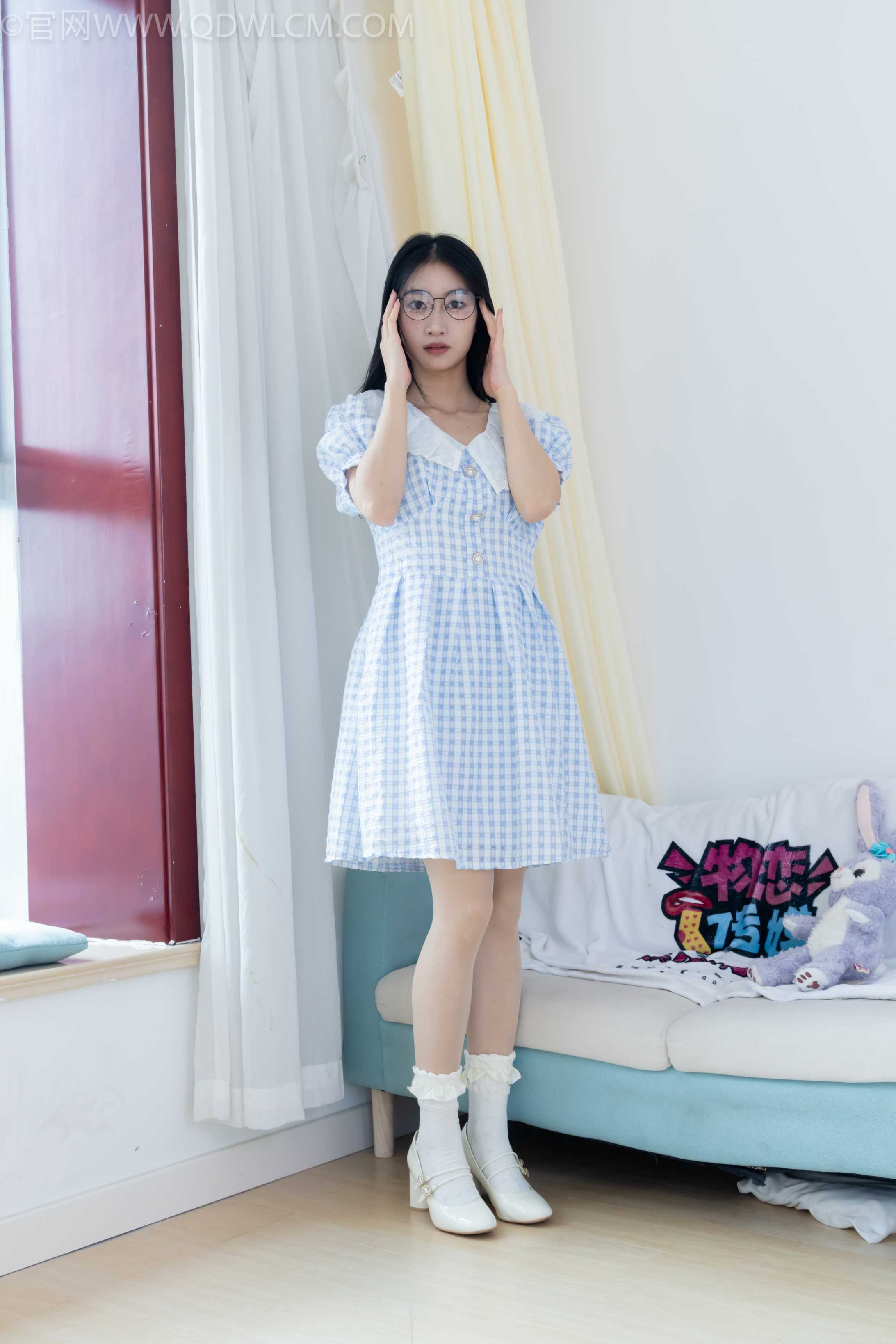 物恋传媒 NO.2261 小影-高跟鞋、白棉袜、（脚尖加固款）[167P-1V-4.42G]