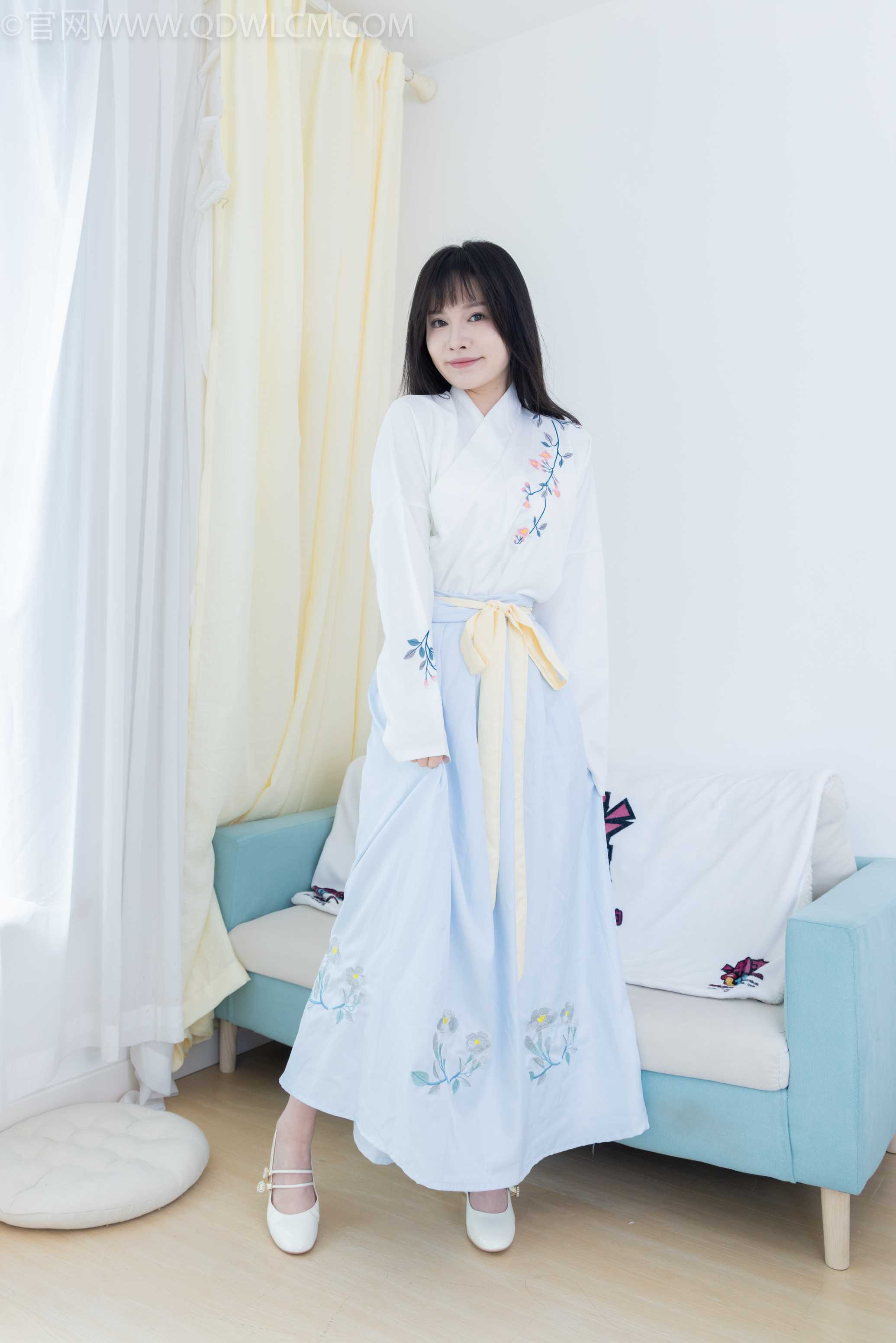 物恋传媒 NO.2270 小酒-高跟鞋、布鞋、白棉足袋、汉服[191P-1V-4.94G]