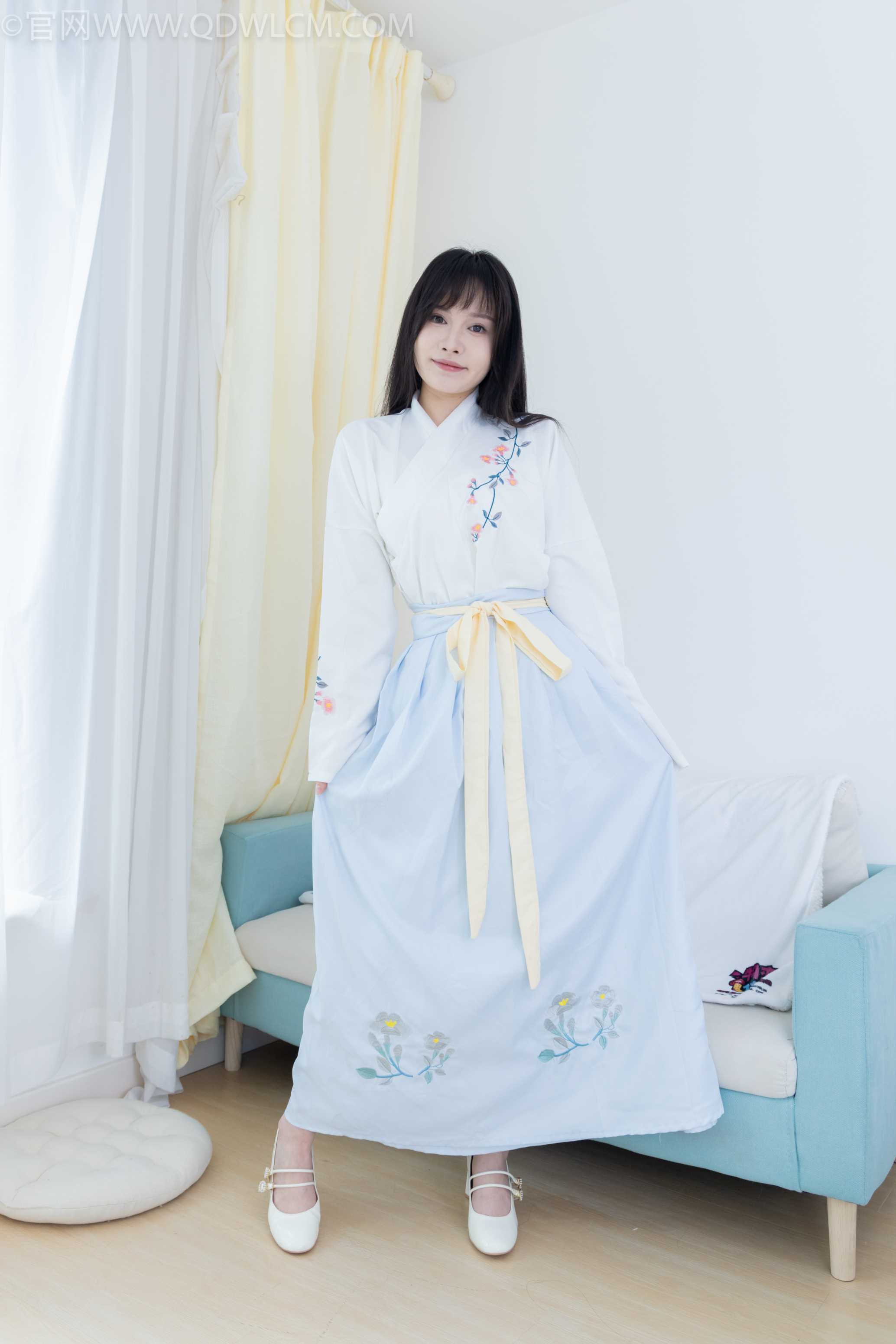 物恋传媒 NO.2270 小酒-高跟鞋、布鞋、白棉足袋、汉服[191P-1V-4.94G]