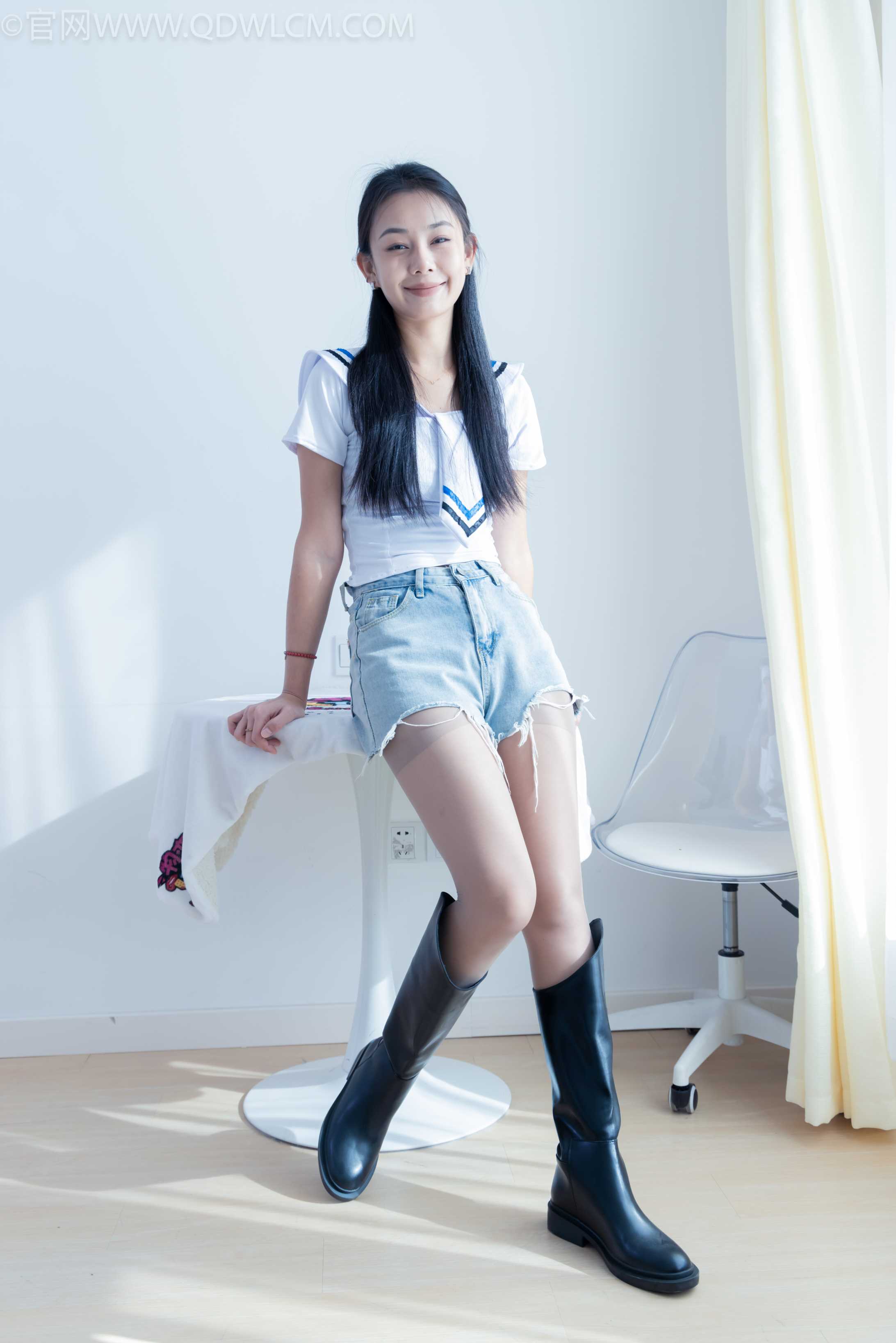 物恋传媒 NO.2272 岚岚[195P-1V-4.49G]