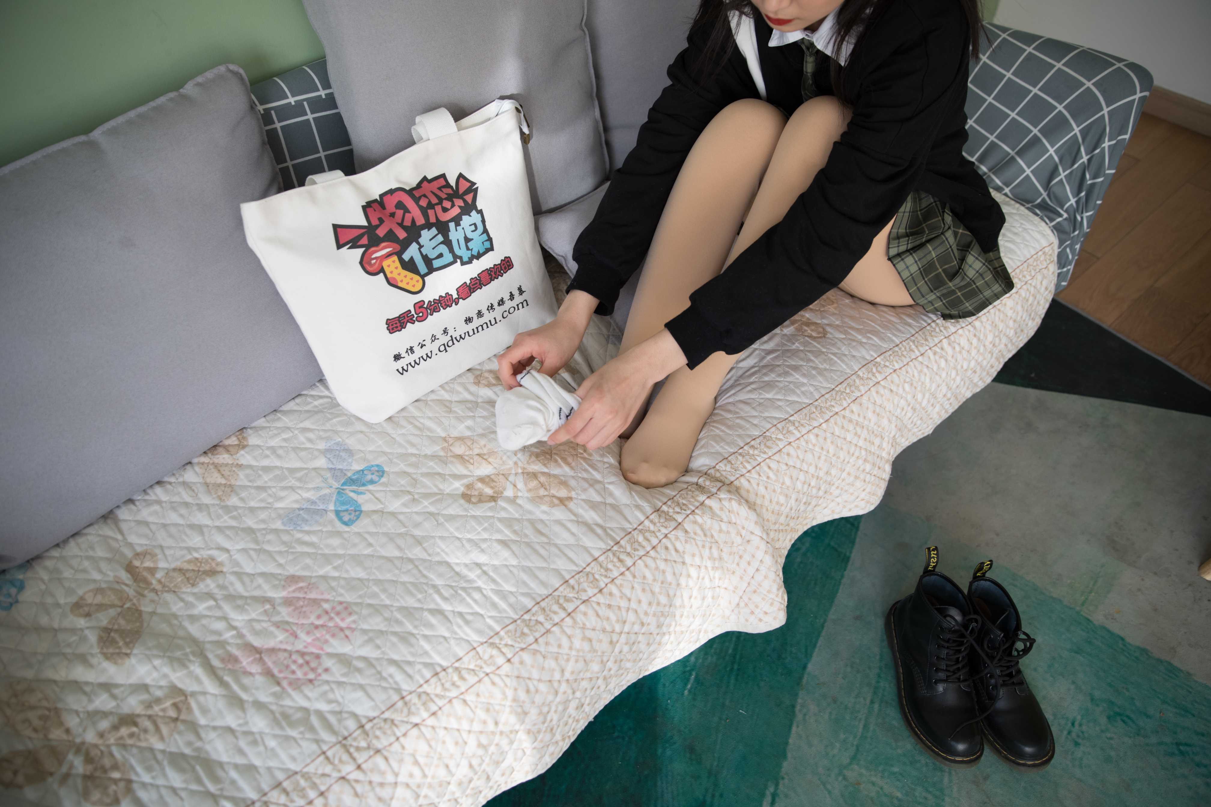 物恋传媒 No.304 小凌-如你  [156P+1V4.04G]