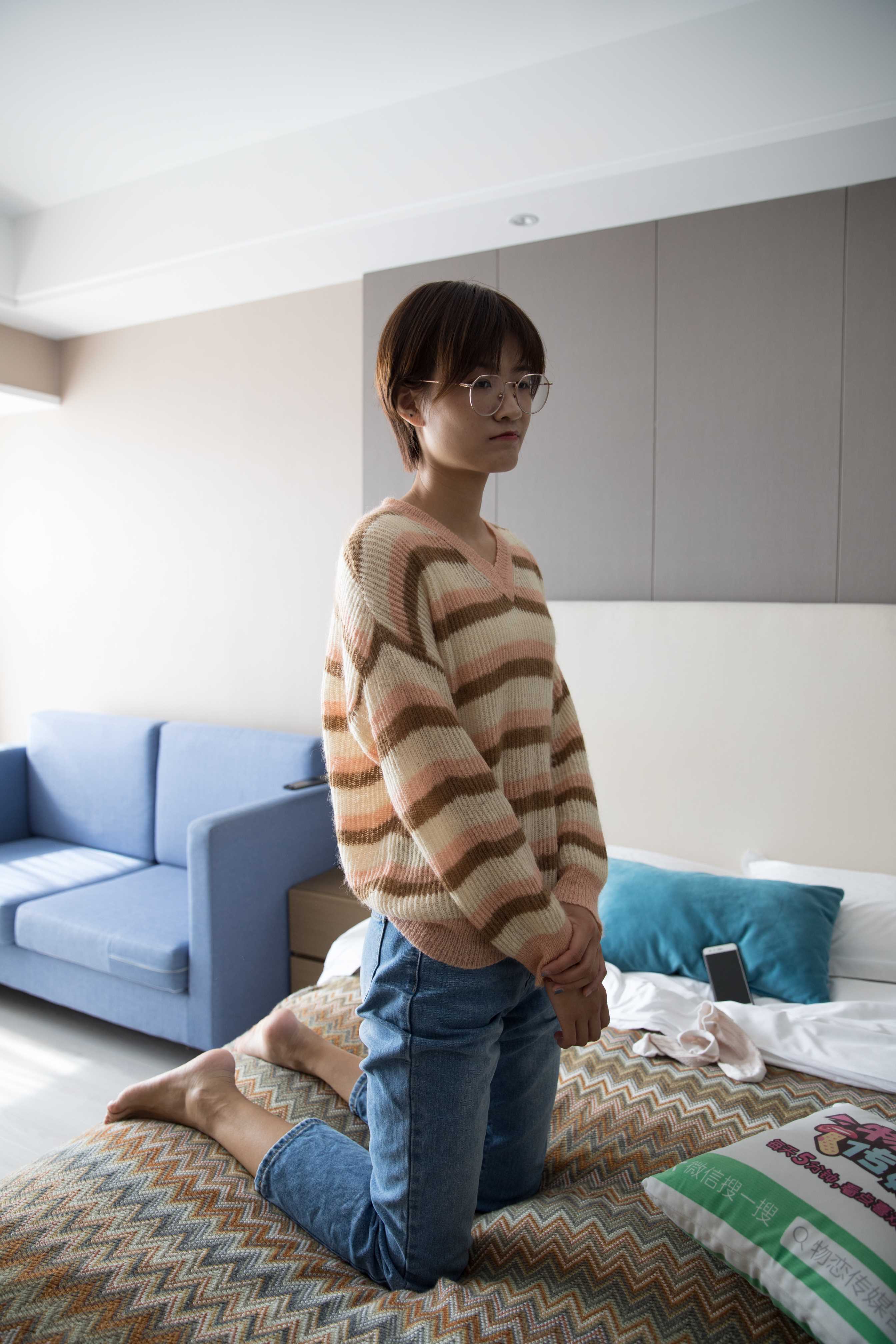 物恋传媒 No.308 嘉嘉-孤独的追寻  [210P+1V4.74G]