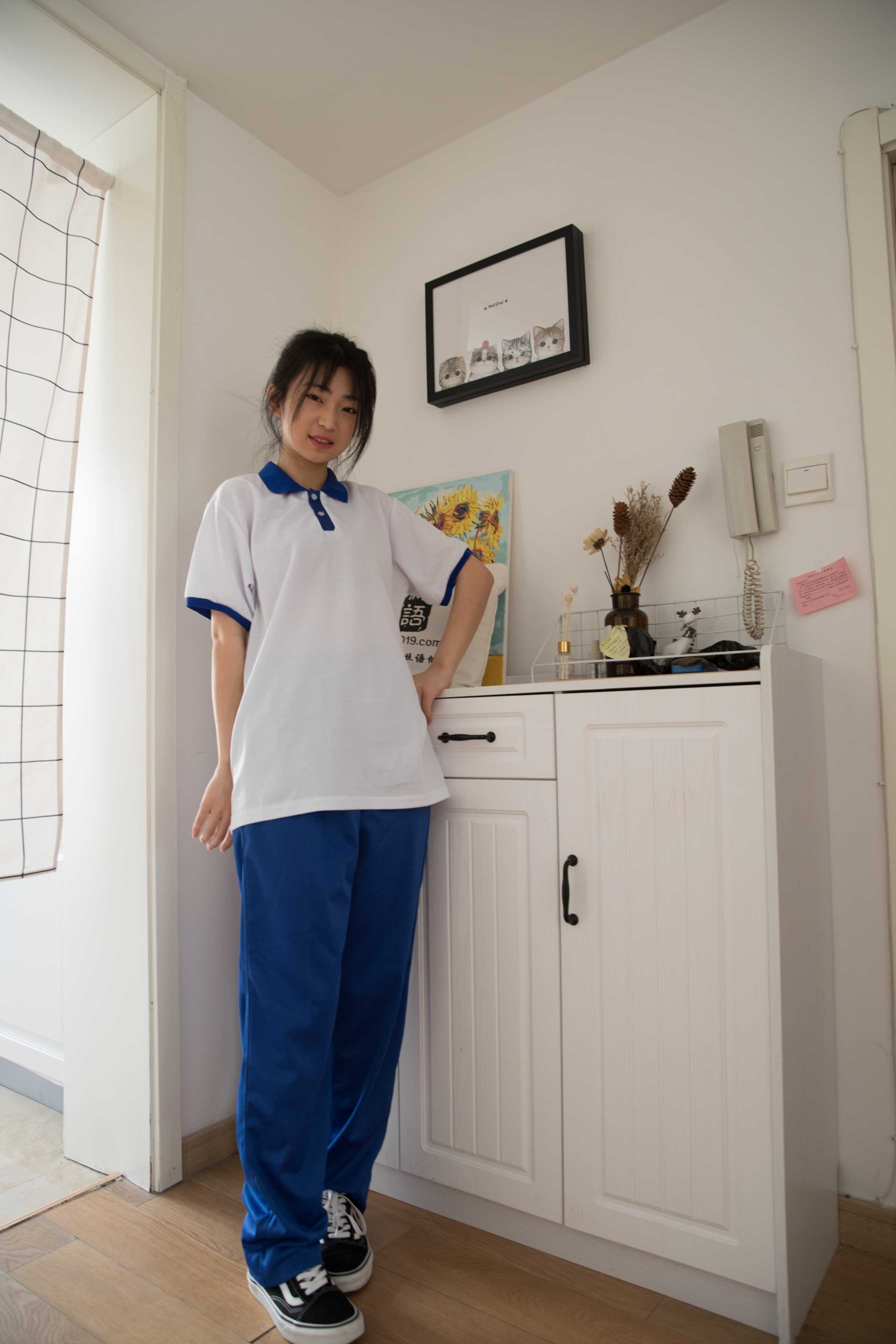 物恋传媒 No.319 小凌-凤凰花开的路口  [202P+1V4.72G]