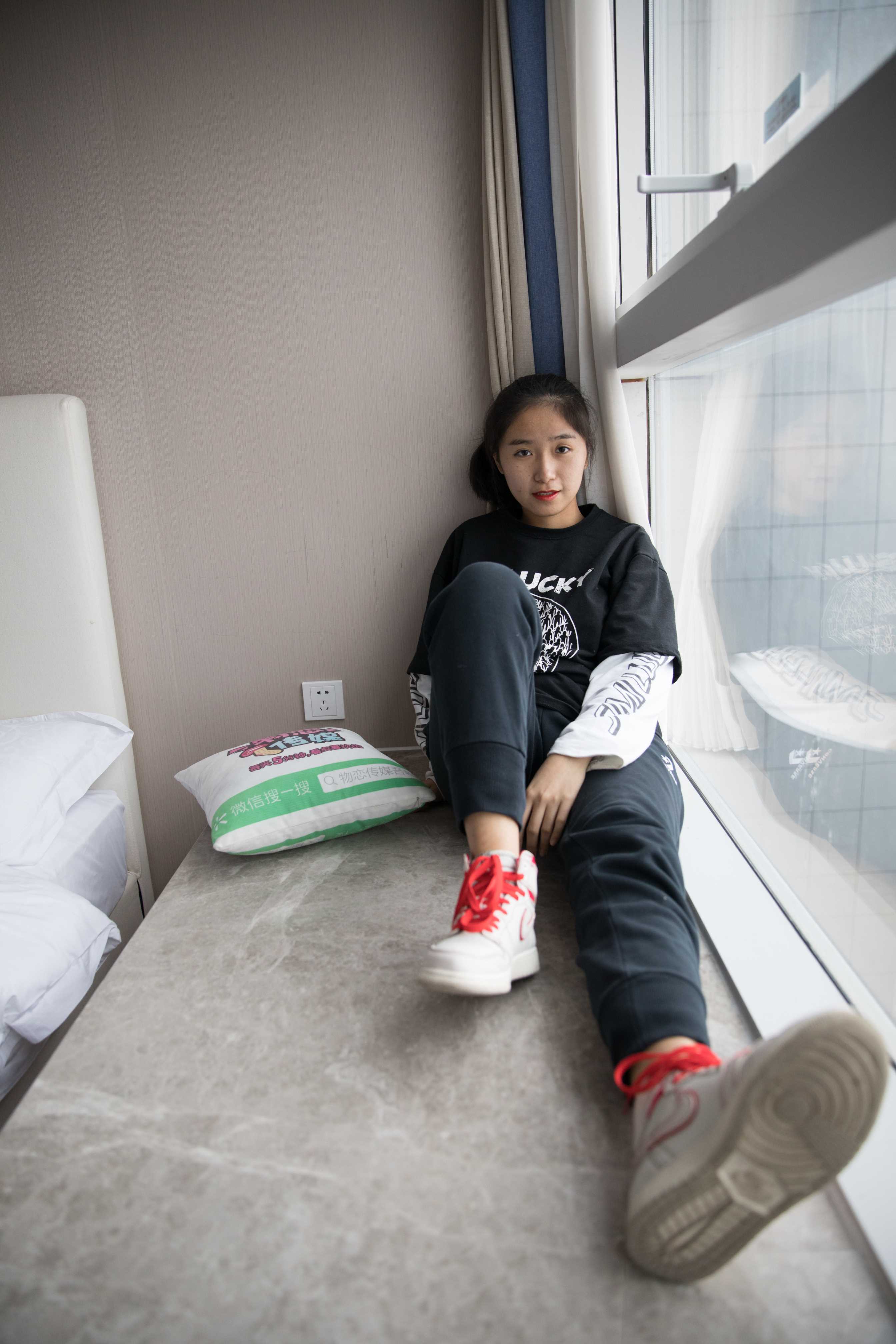 物恋传媒 No.338 小昭-春光 [183P+1V4.71G]