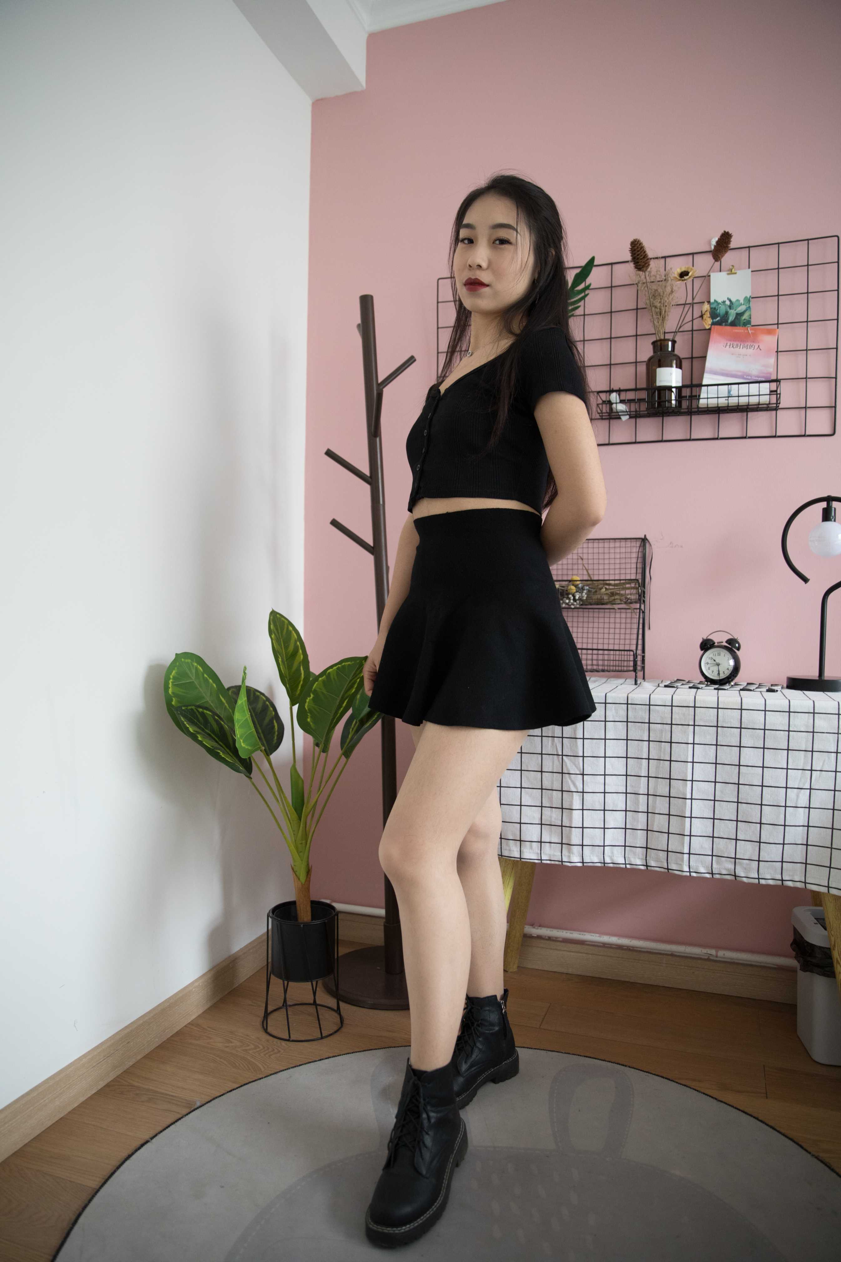 物恋传媒 No.351 璐璐-H丁香 [168P+1V4.67G]