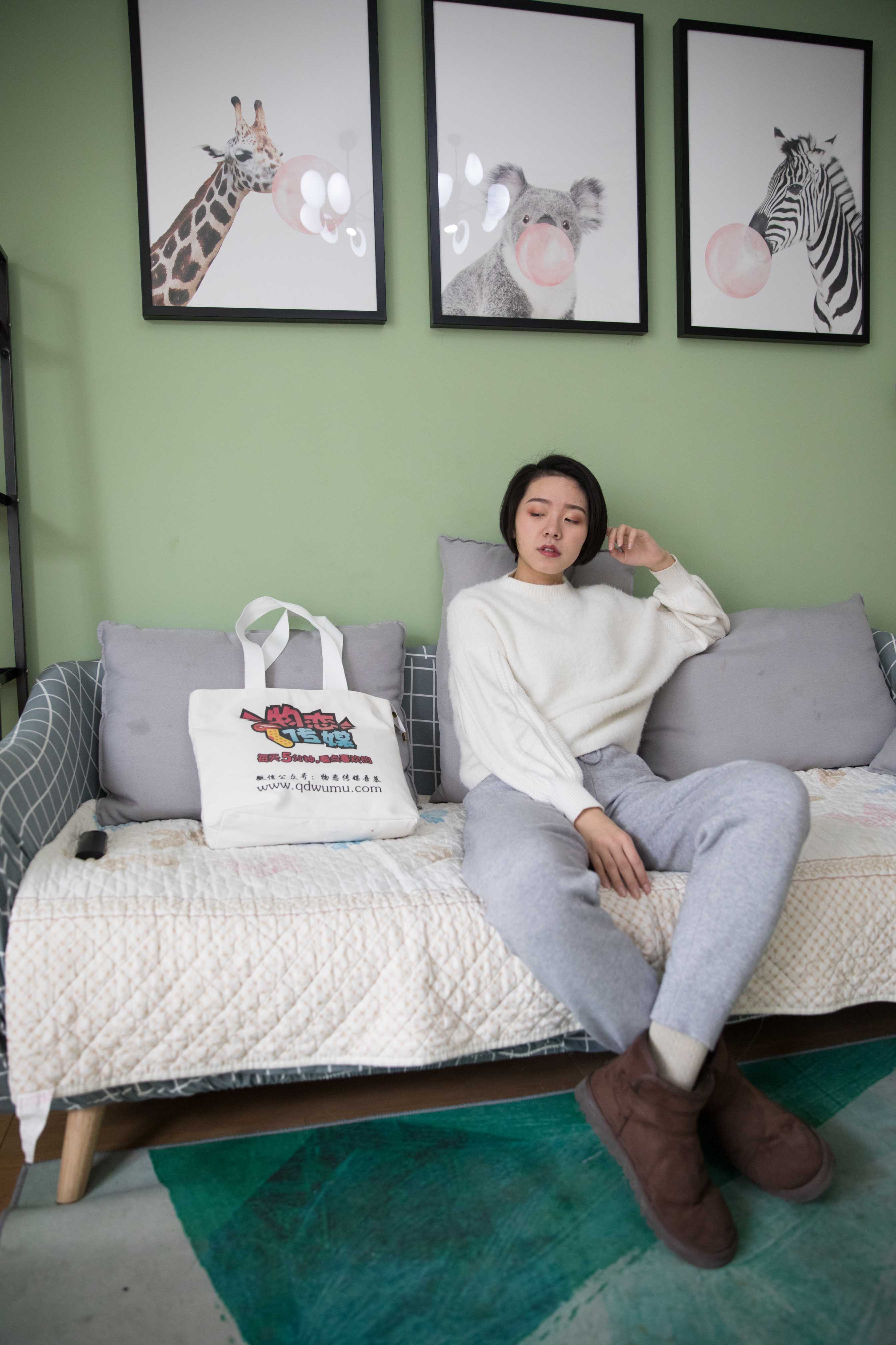 物恋传媒 No.360 小飞-相遇与告别 [174P+1V4.53G]