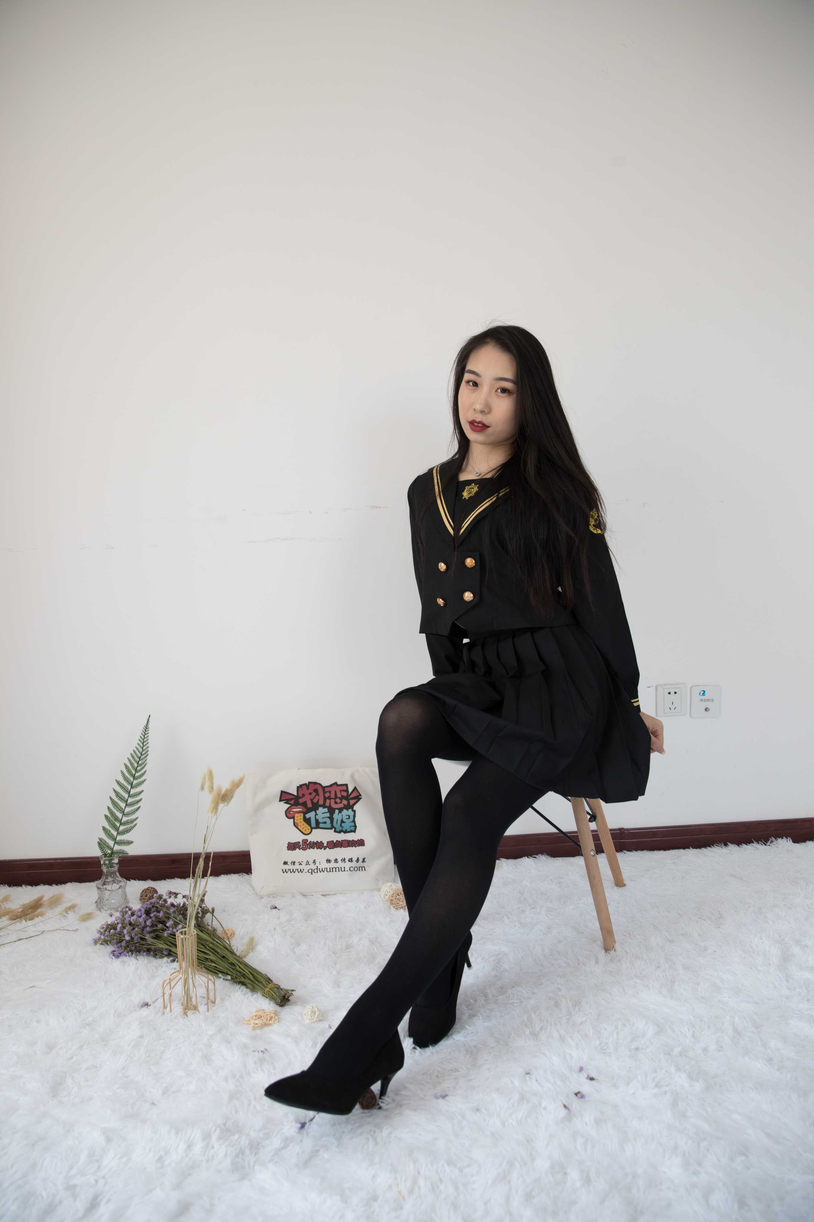 物恋传媒 No.370 璐璐-夜之灵 [144P+1V3.50G]