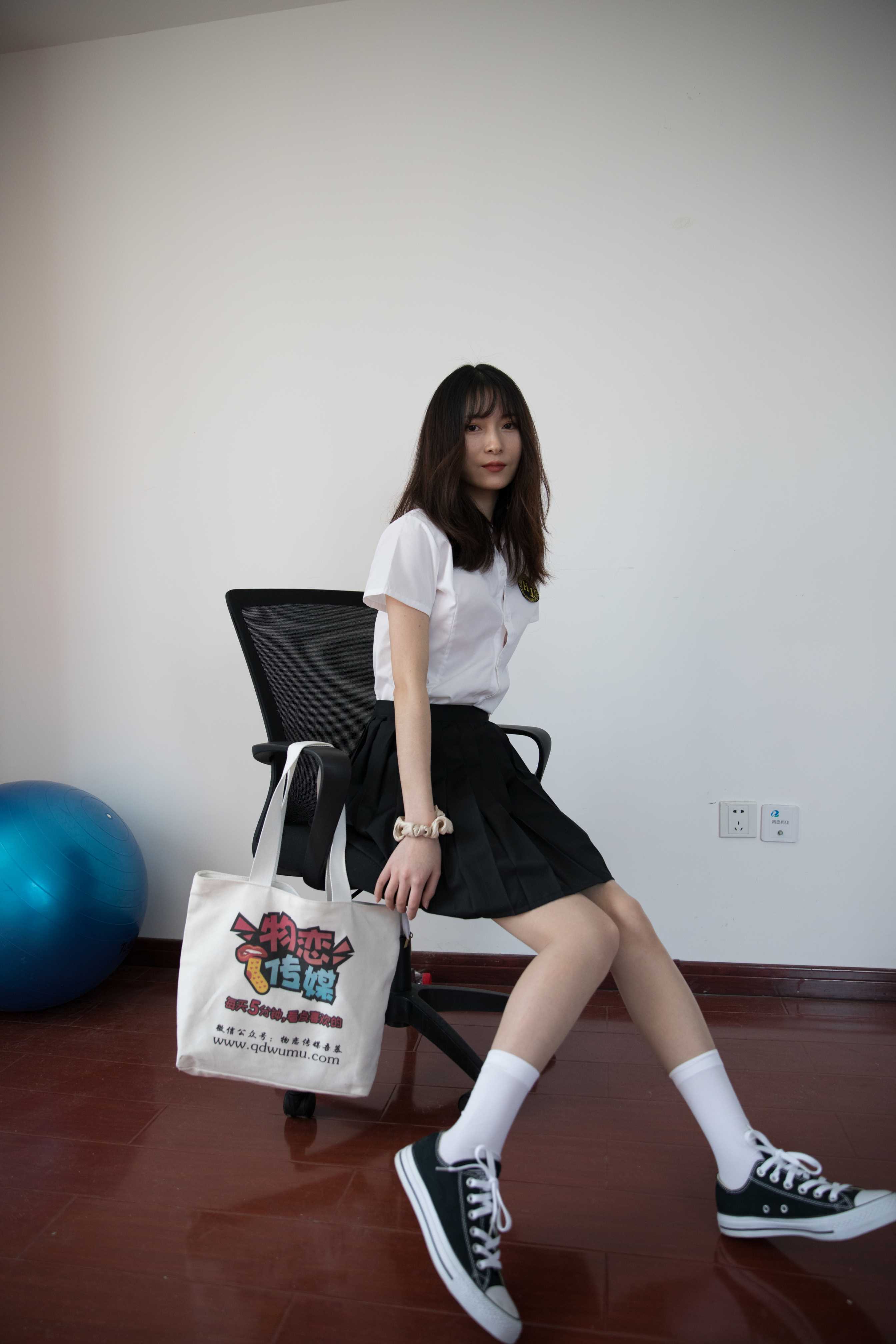 物恋传媒 No.371 猫耳-百褶裙的花瓣 [206P+1V6.34G]