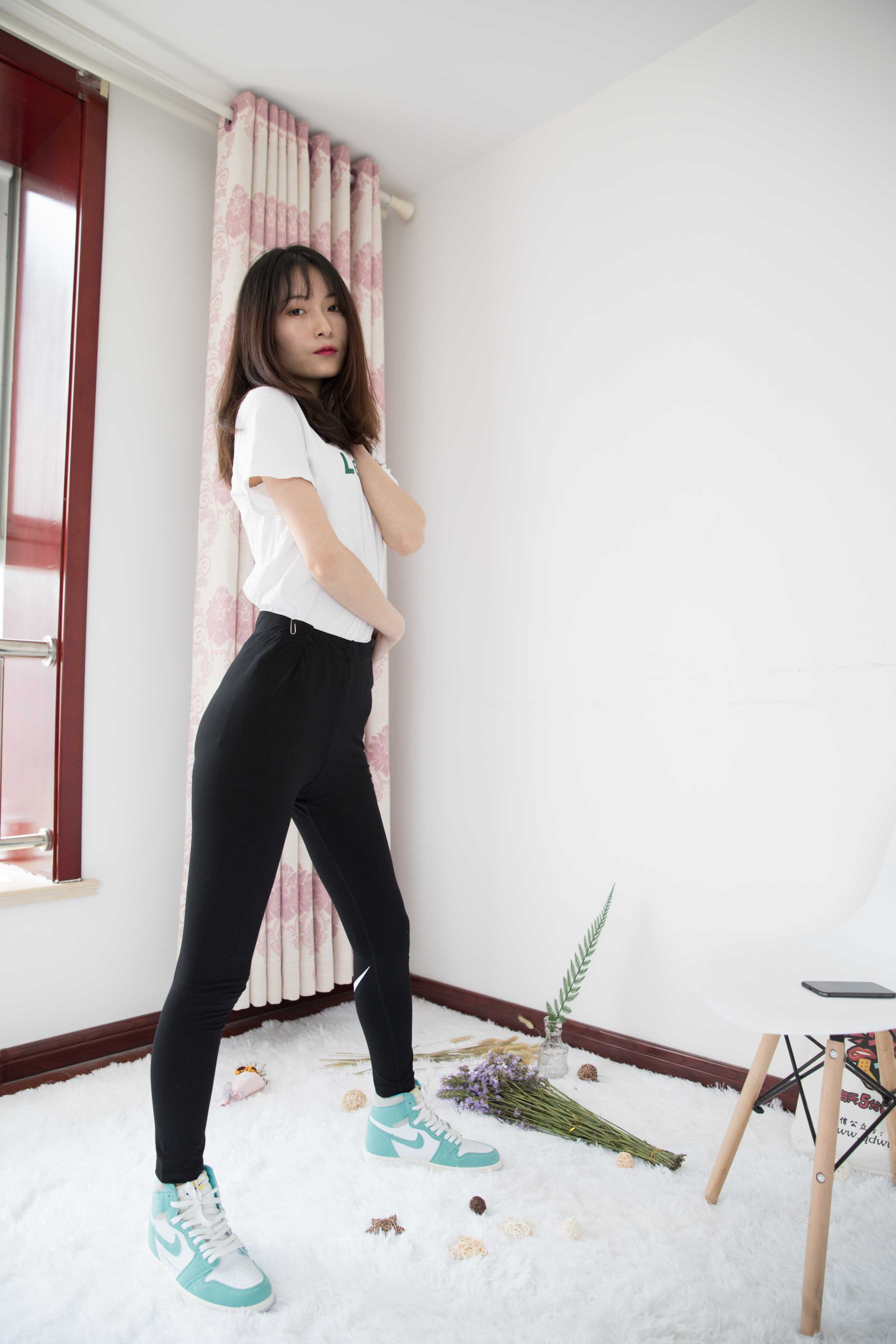 物恋传媒 No.374：猫耳-如岚 [210P+1V4.5G]