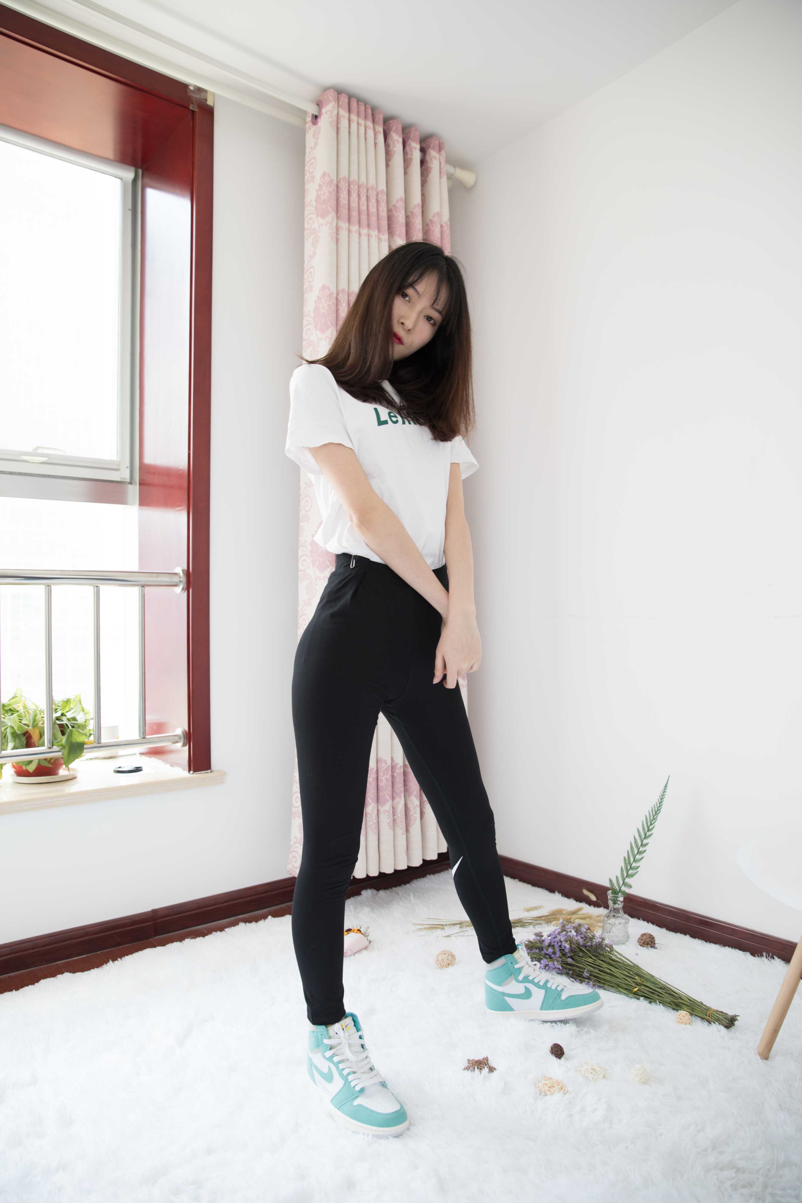 物恋传媒 No.374：猫耳-如岚 [210P+1V4.5G]