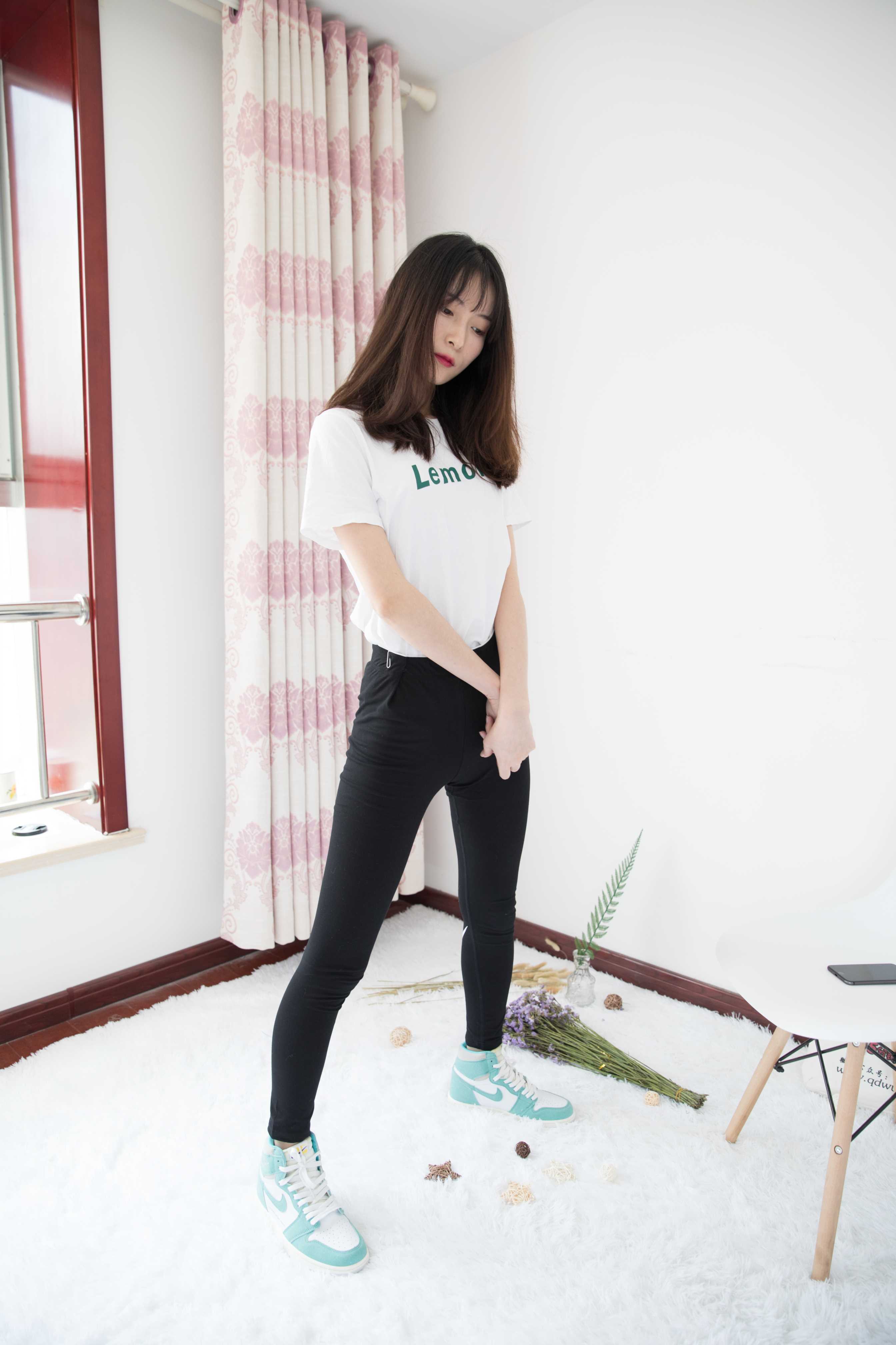 物恋传媒 No.374：猫耳-如岚 [210P+1V4.5G]