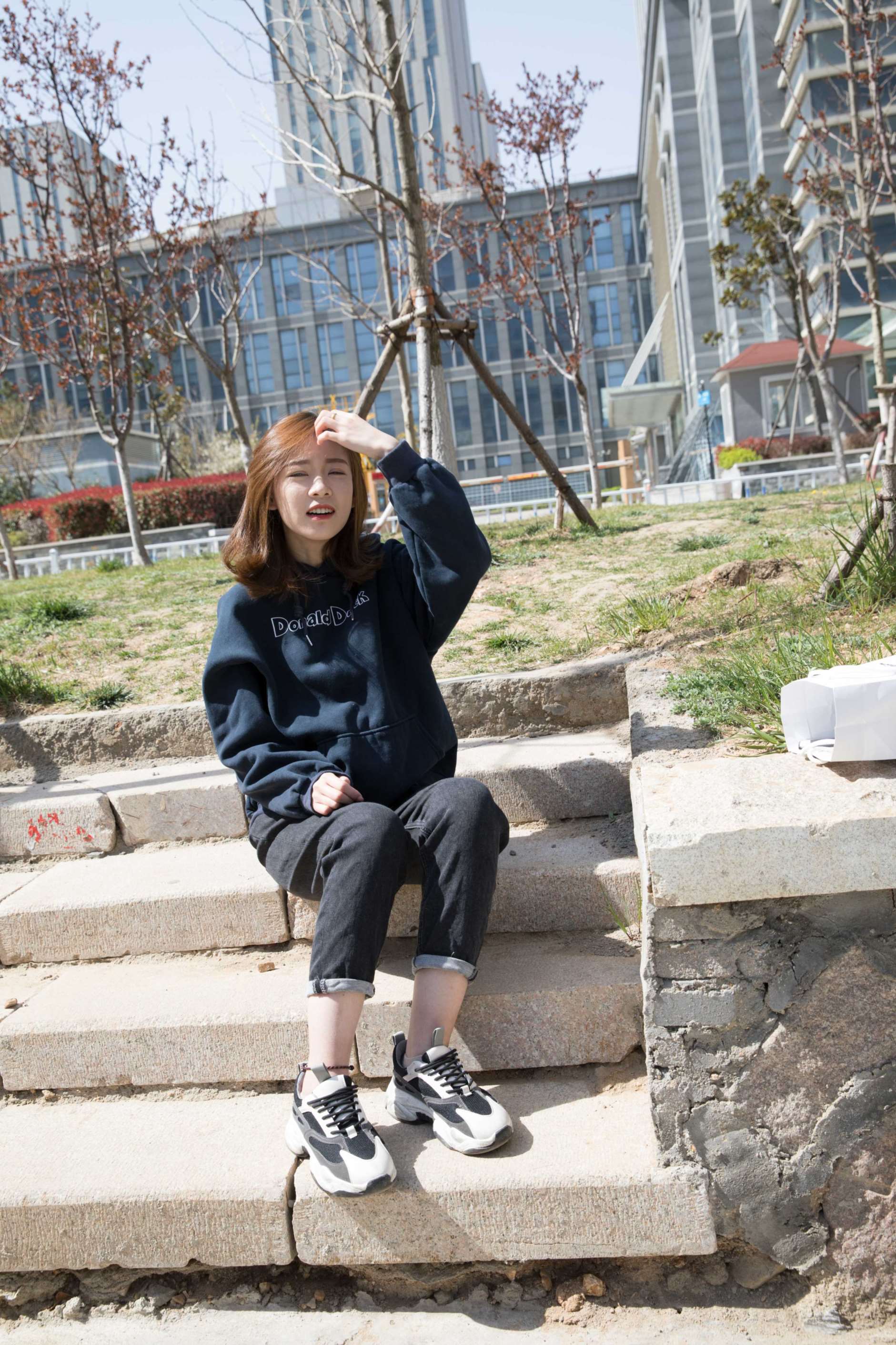 物恋传媒 No.376 婷婷-与春天的拥抱 [148P+1V3.44G]