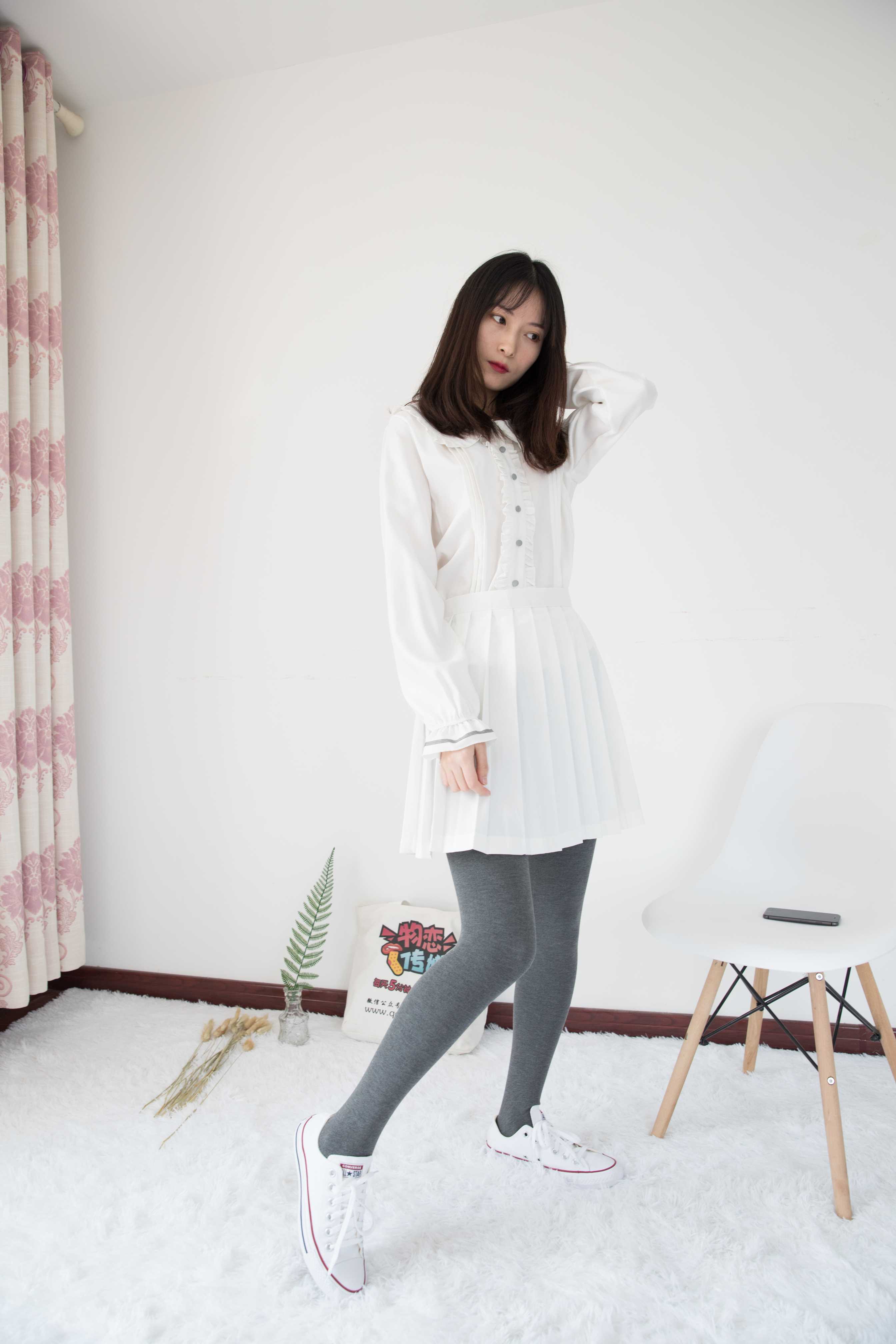 物恋传媒 No.378 猫耳-温暖的灰 [142P+1V3.52G]