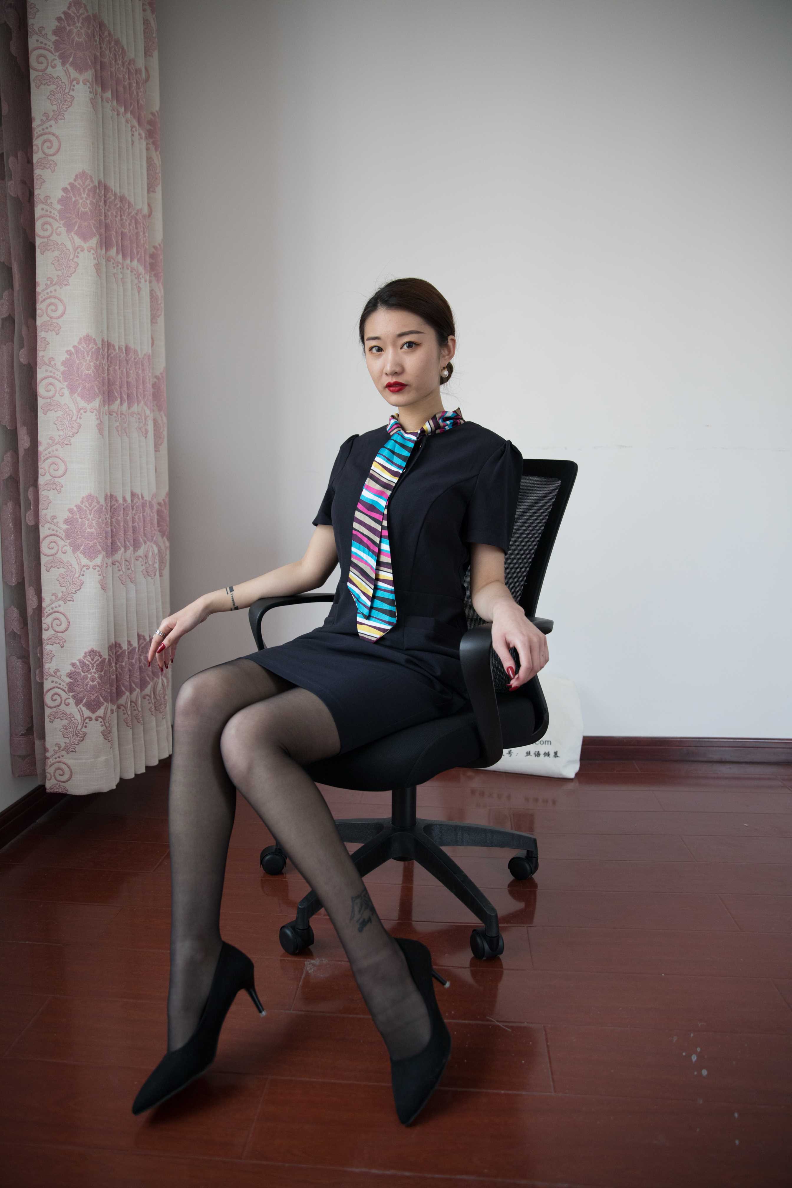 物恋传媒 No.379 言言-木槿 [139P+1V3.84G]