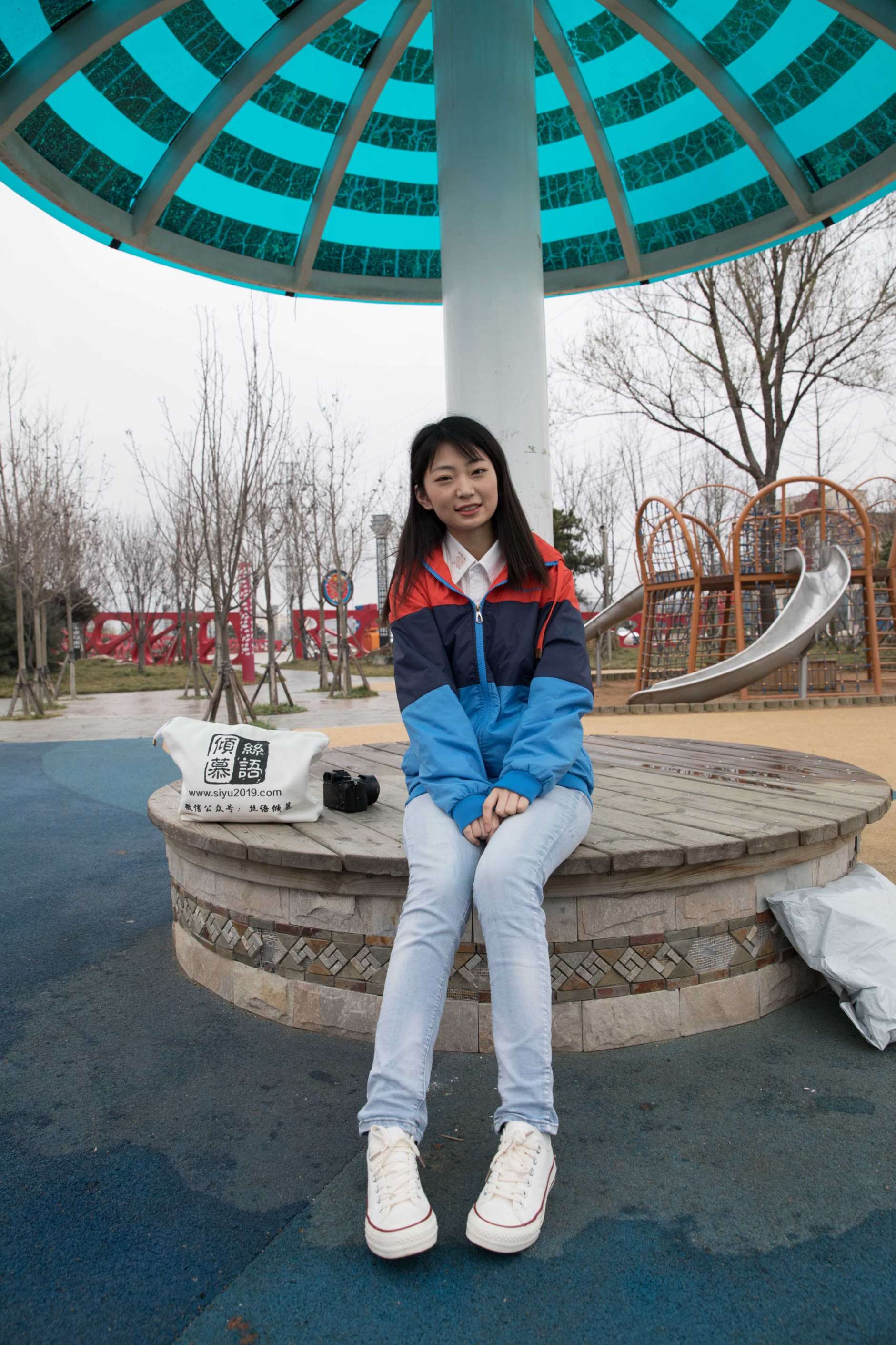 物恋传媒 No.380 小凌-飞天小魔女 [164P+1V4.58G]