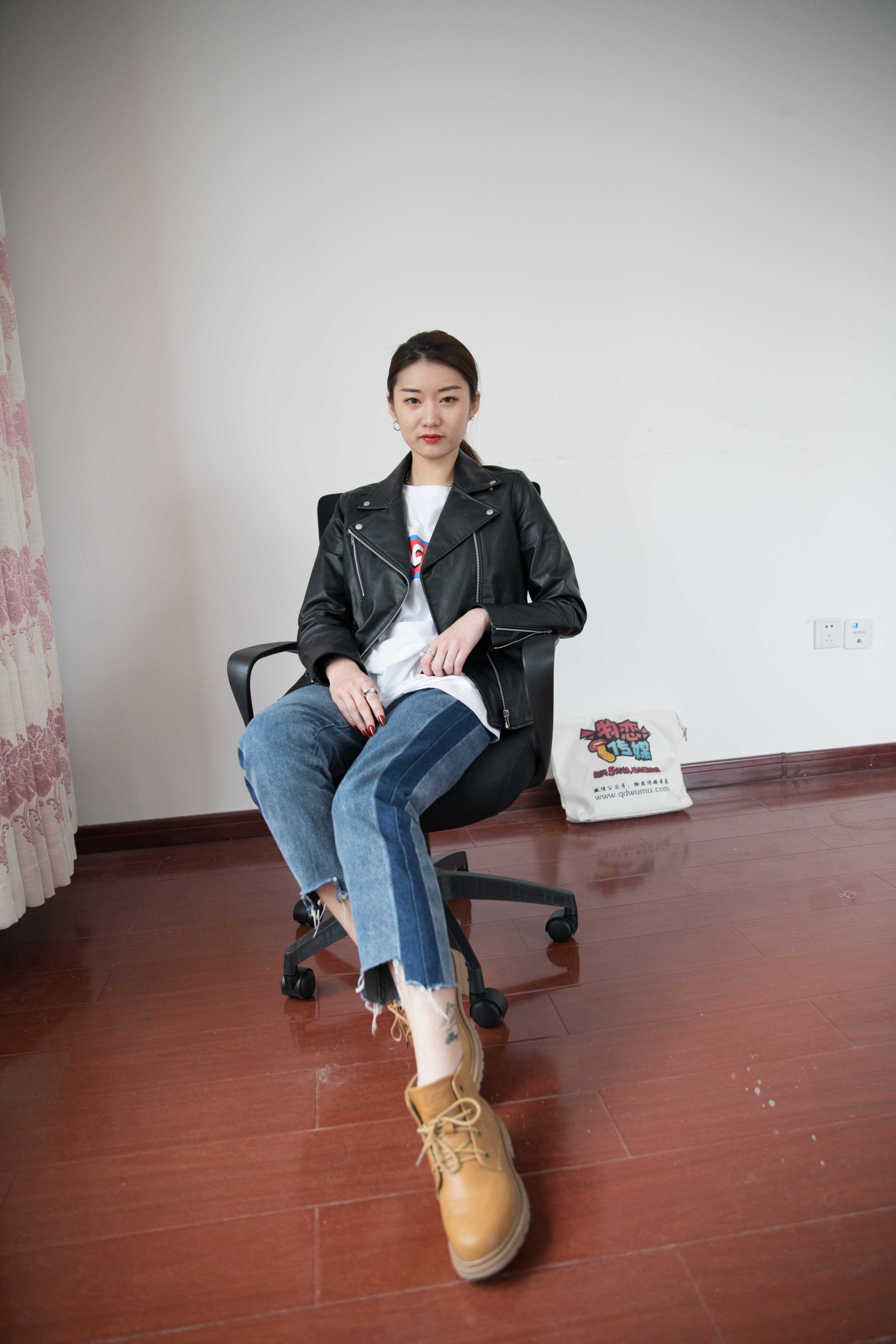 物恋传媒 No.384 言言-沙漠之花 [154P+1V4.29G]