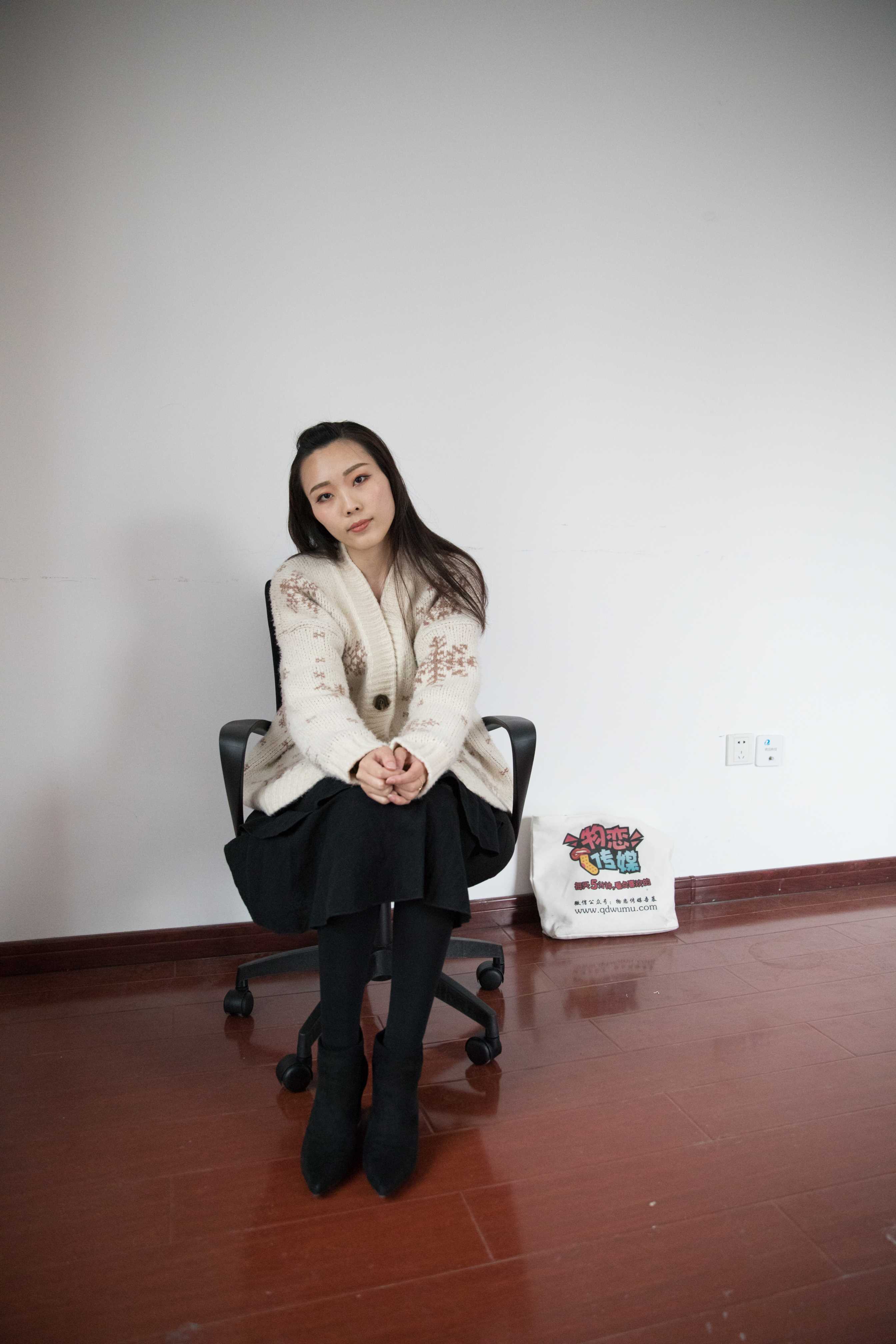 物恋传媒 No.395 秀秀-温暖的雪 [147P+1V4.62G]