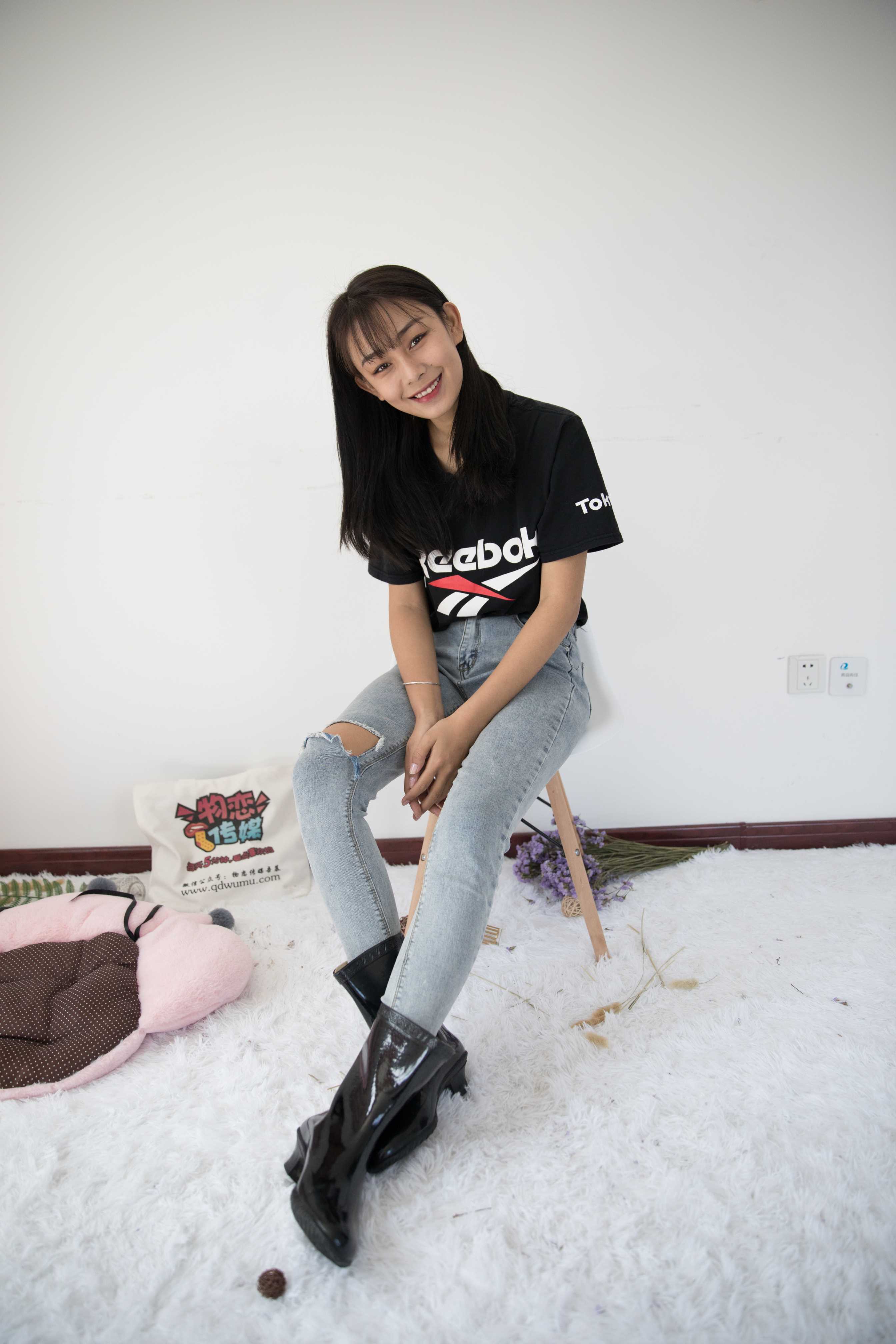 物恋传媒 No.396 岚岚-雨中花 [200P+1V5.22G]