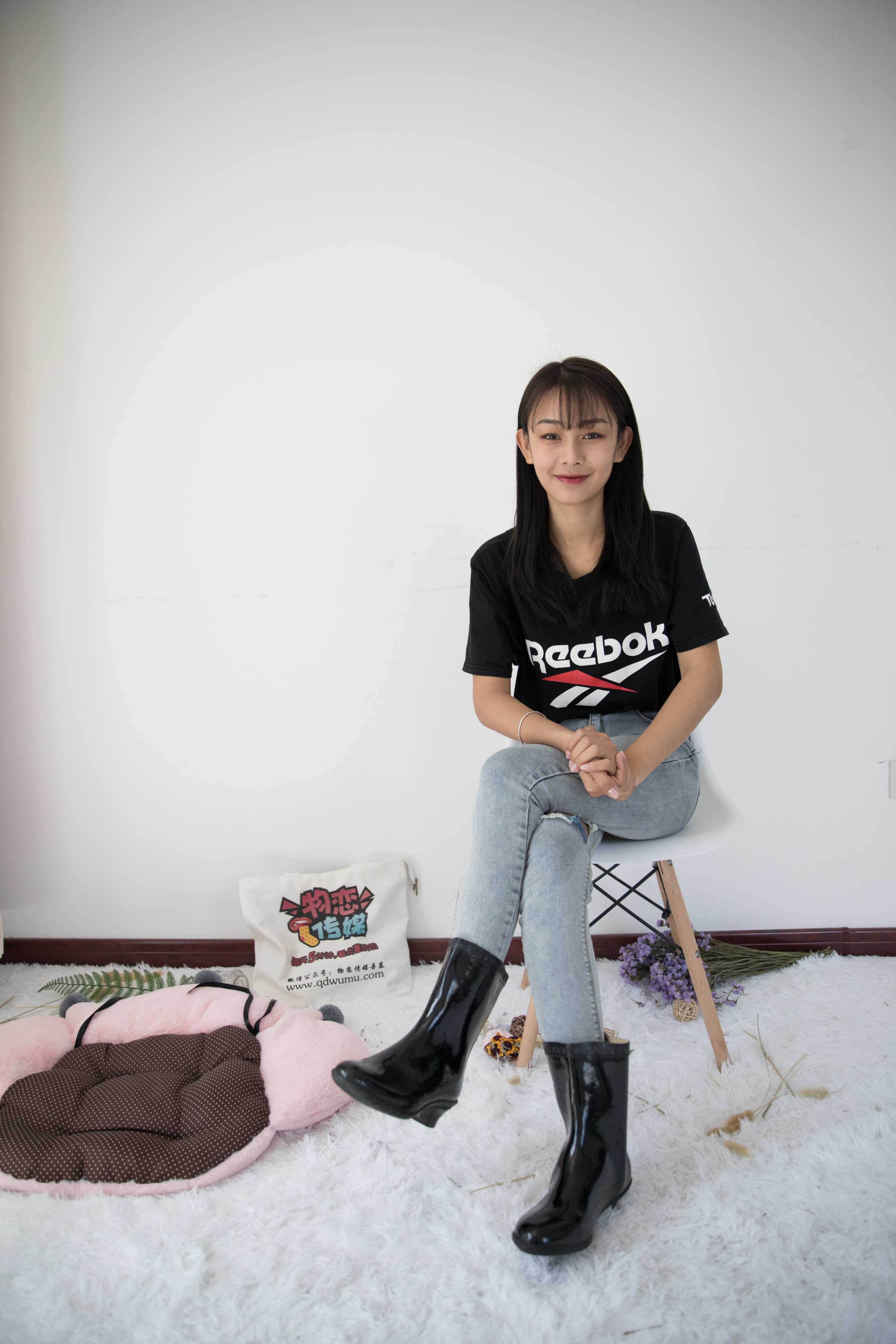 物恋传媒 No.396 岚岚-雨中花 [200P+1V5.22G]