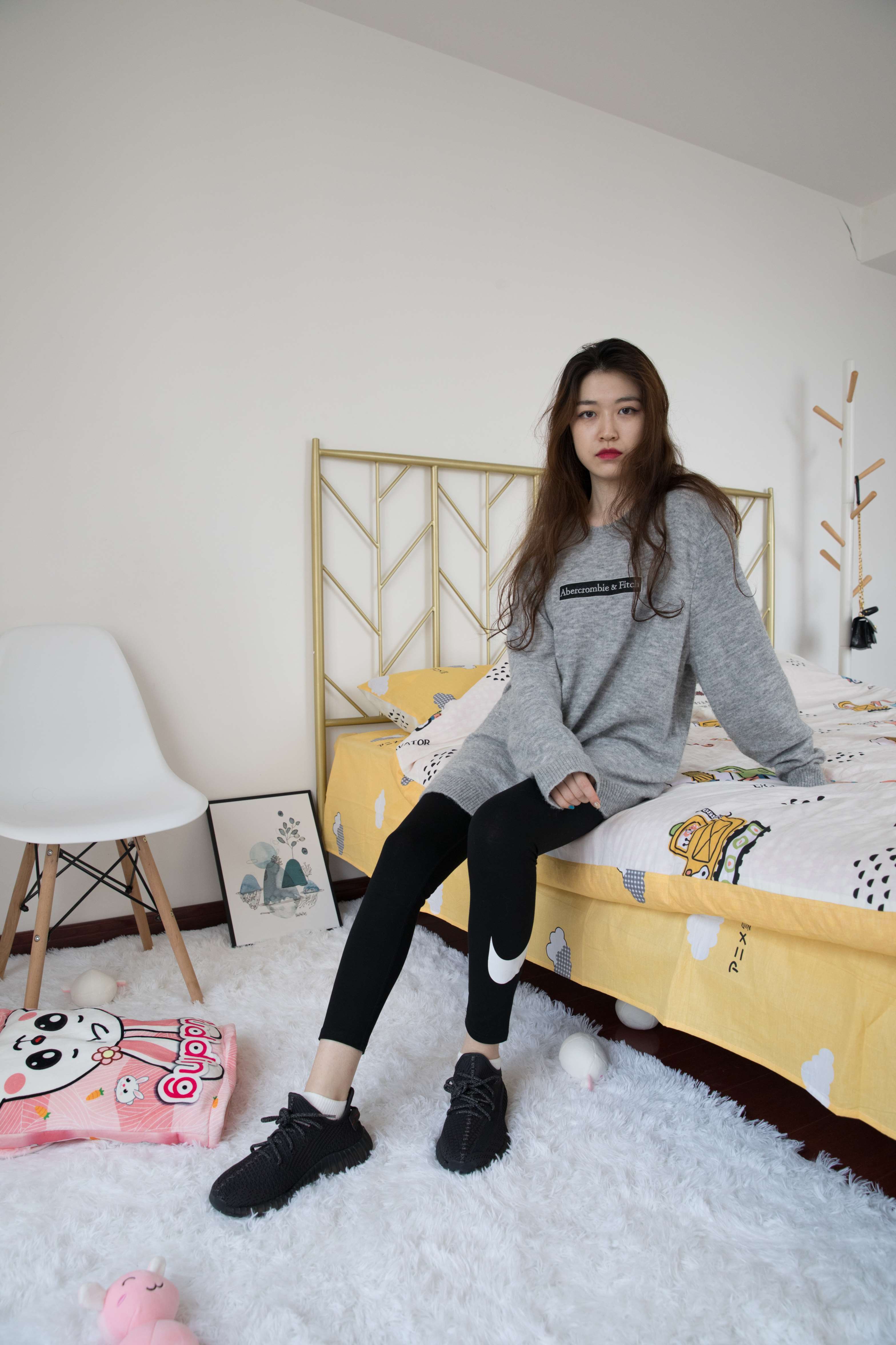 物恋传媒 No.404 佳琪-麦田与风 [137P+1V4.48G]