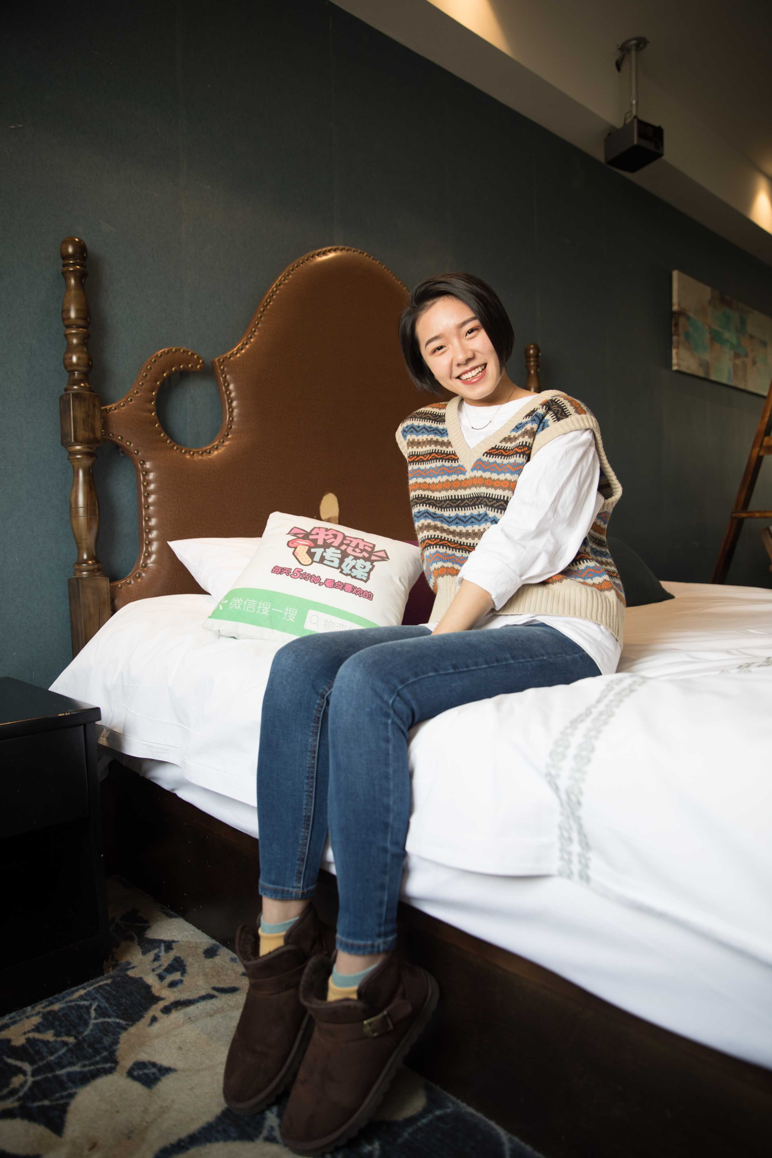 物恋传媒 No.407 小飞-夏日晴雪 [174P+1V4.69G]