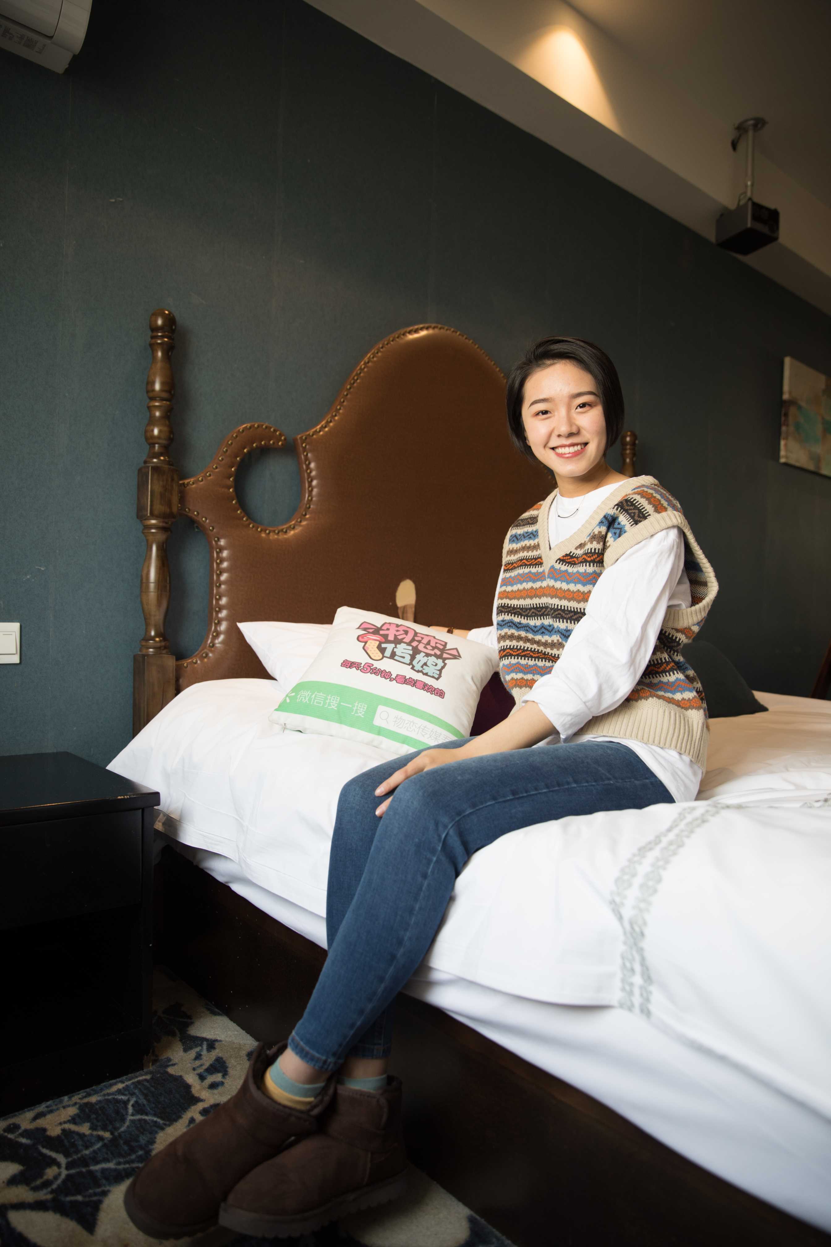 物恋传媒 No.407 小飞-夏日晴雪 [174P+1V4.69G]