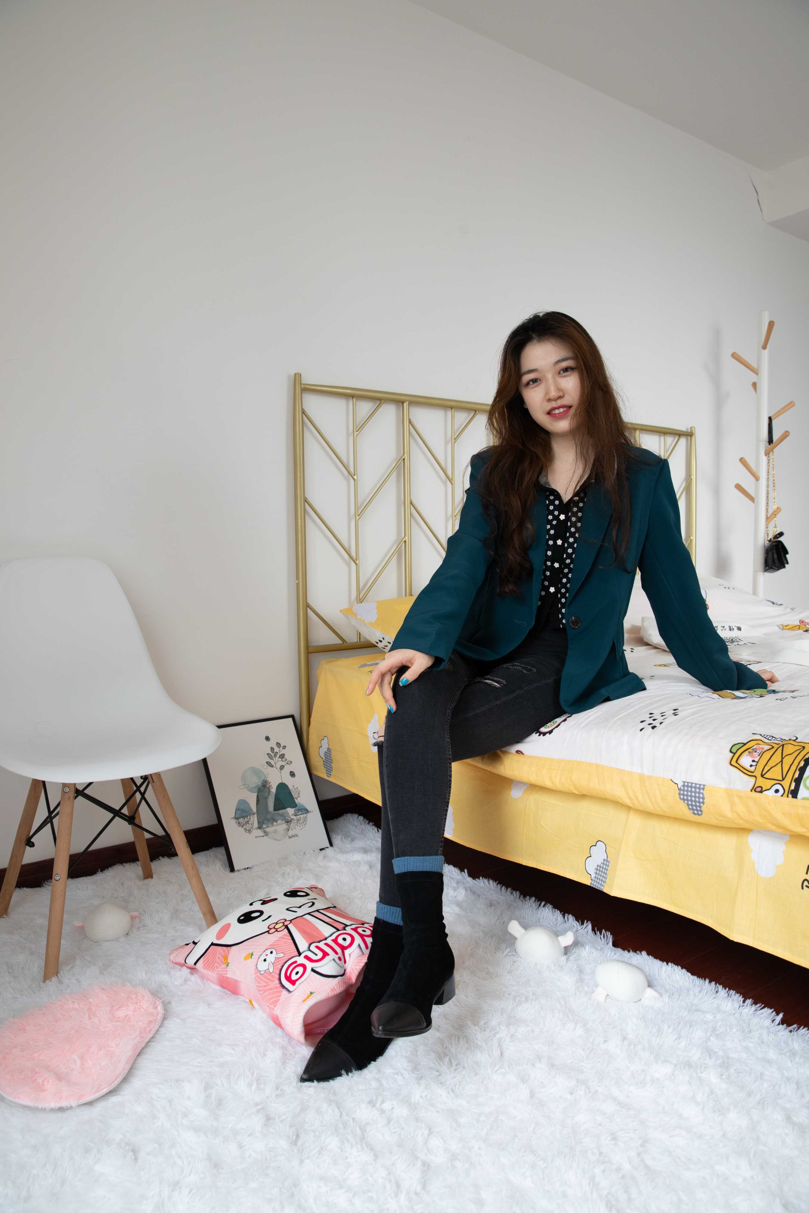 物恋传媒 No.412 佳琪-四季的雨雾 [135P+1V5.3G]