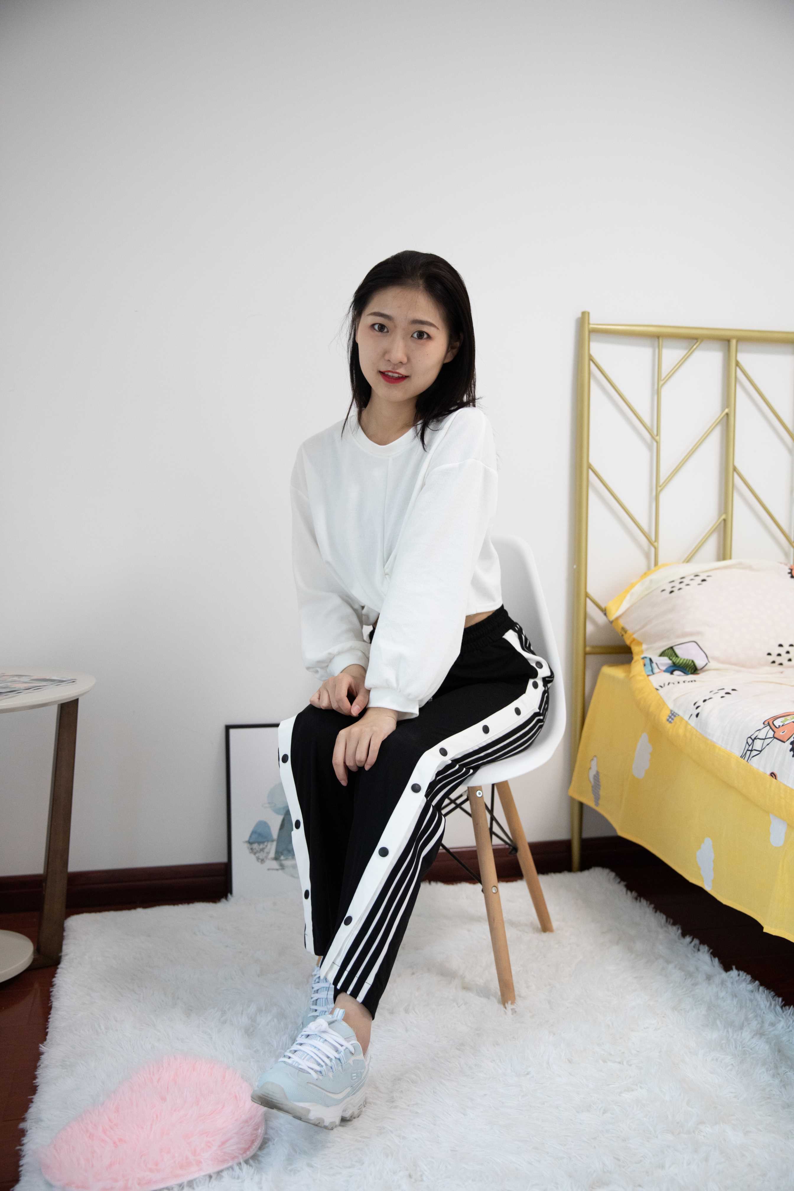 物恋传媒 No.417 珊珊-萌新娃娃脸 [147P+1V5.51G] 插图4