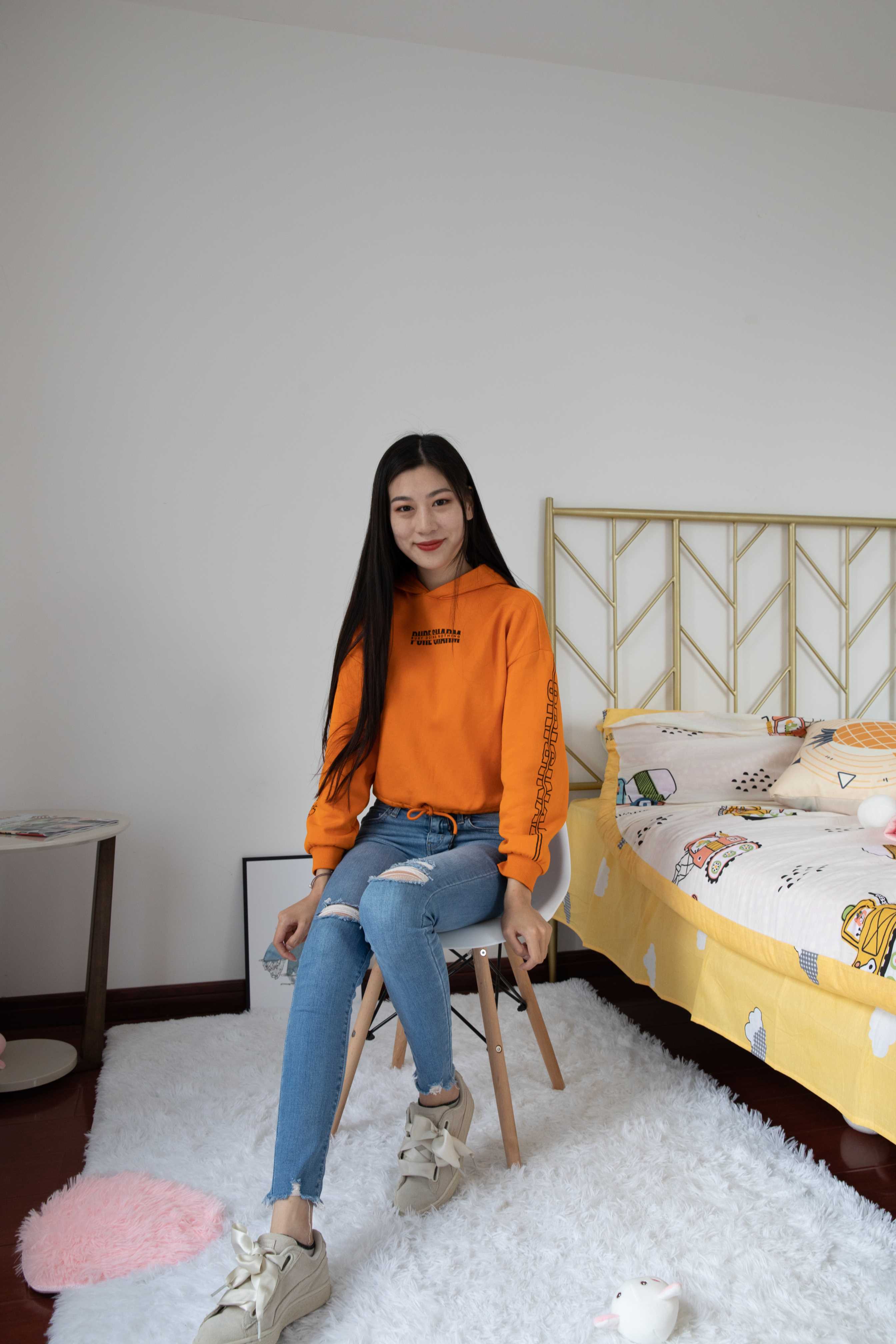 物恋传媒 No.426 苏镶-跳跃的橘光 [150P+1V6.07G]