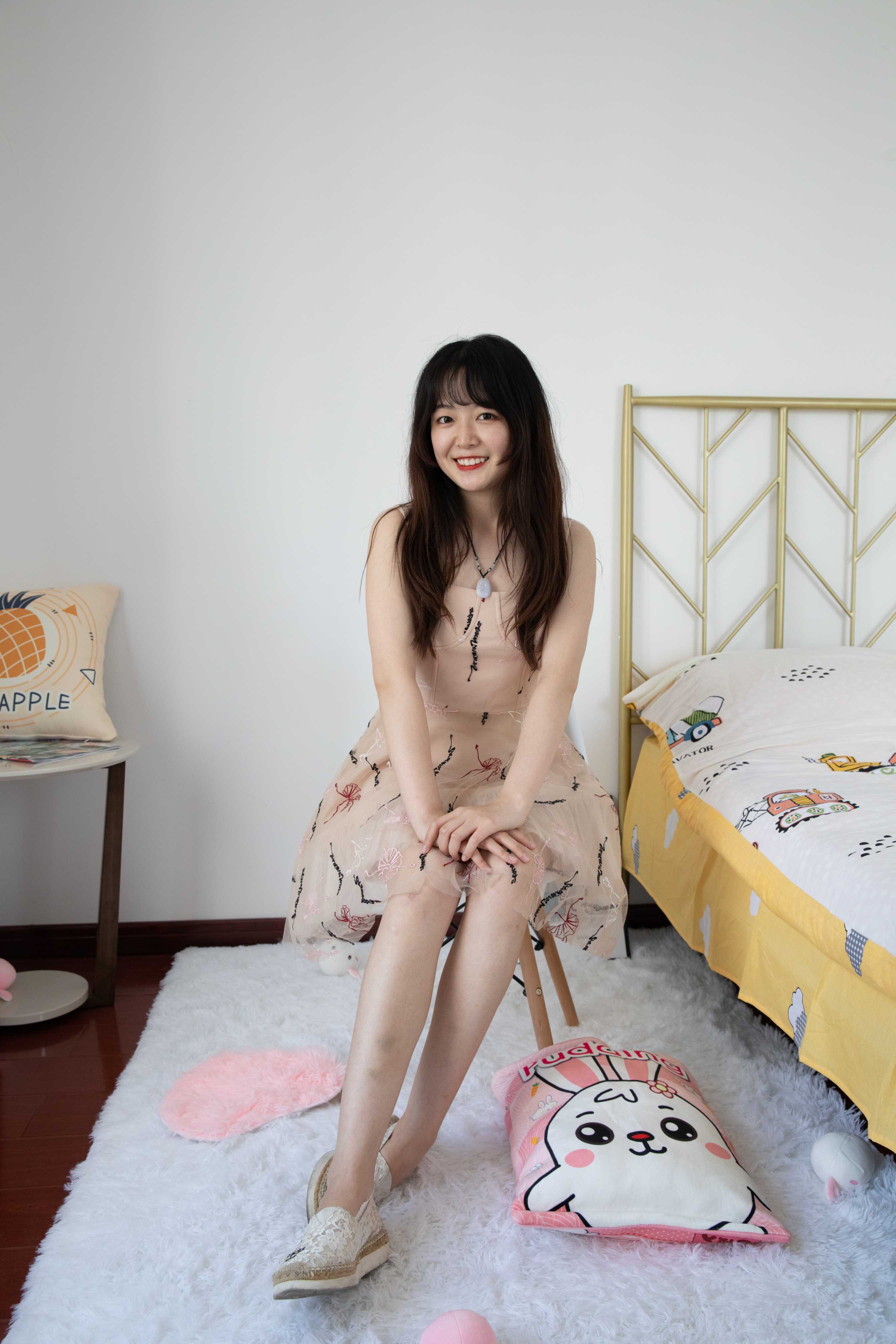 物恋传媒 No.439 洋洋-彩虹糖 [156P+1V4.35G]