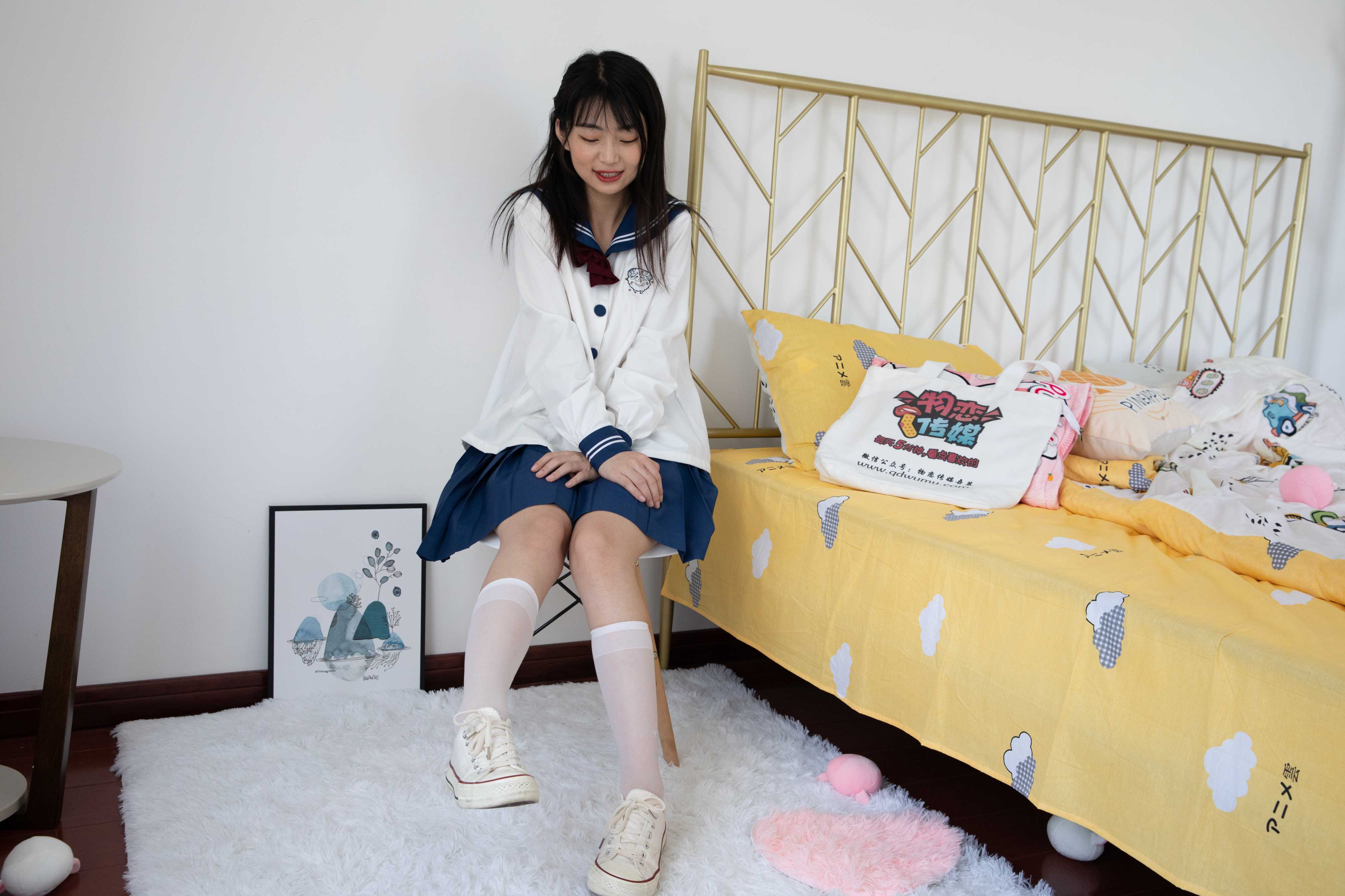 物恋传媒 No.449 小凌-碎钻 [144P+1V3.73G] 插图2