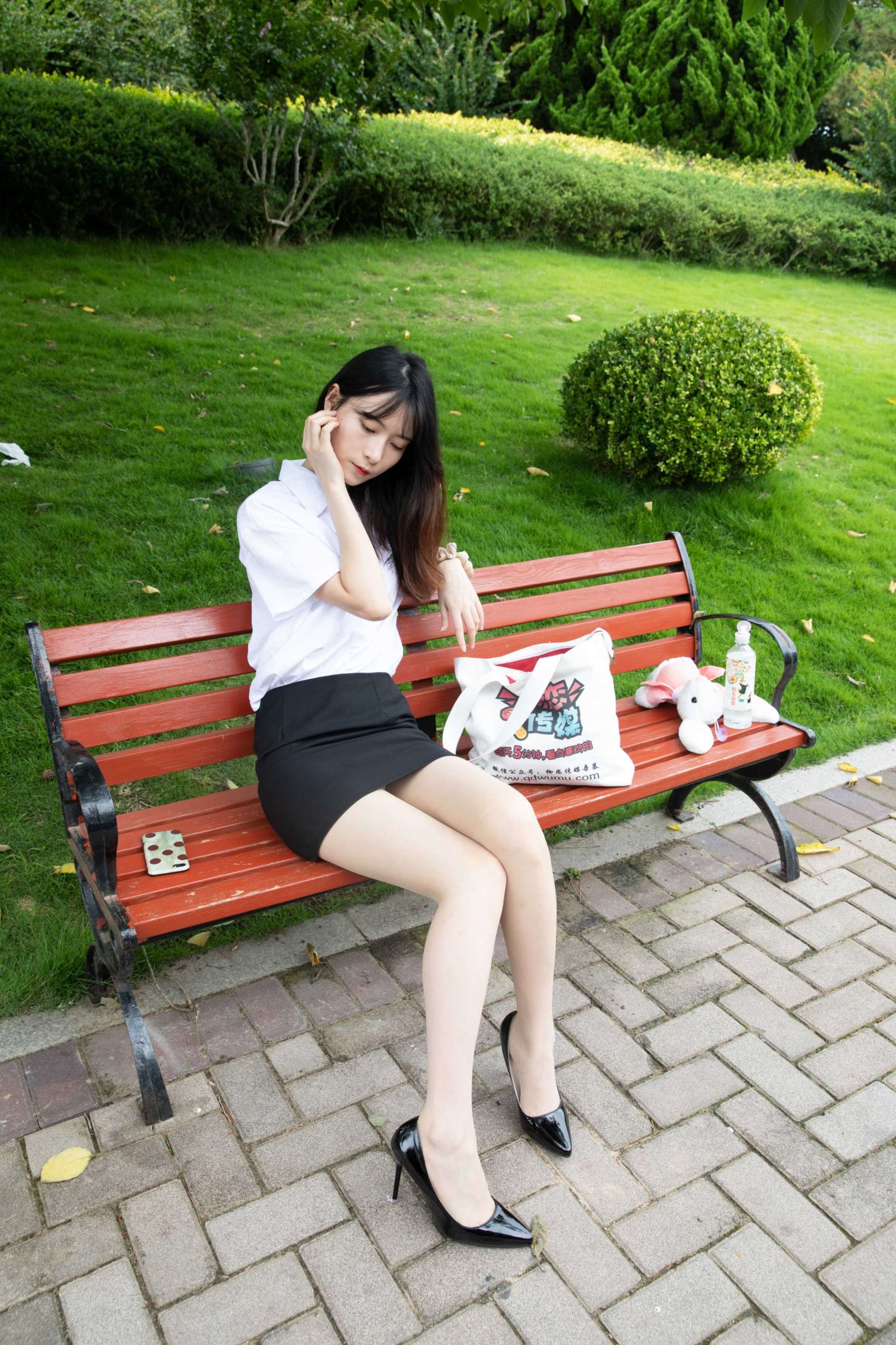 物恋传媒 No.469 猫耳-月桂树下 [149P+1V4.63G]