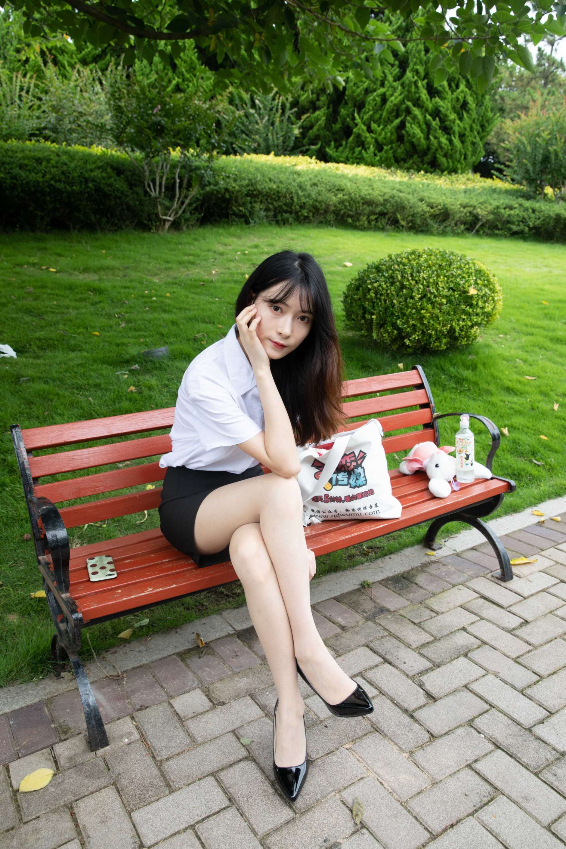 物恋传媒 No.469 猫耳-月桂树下 [149P+1V4.63G]