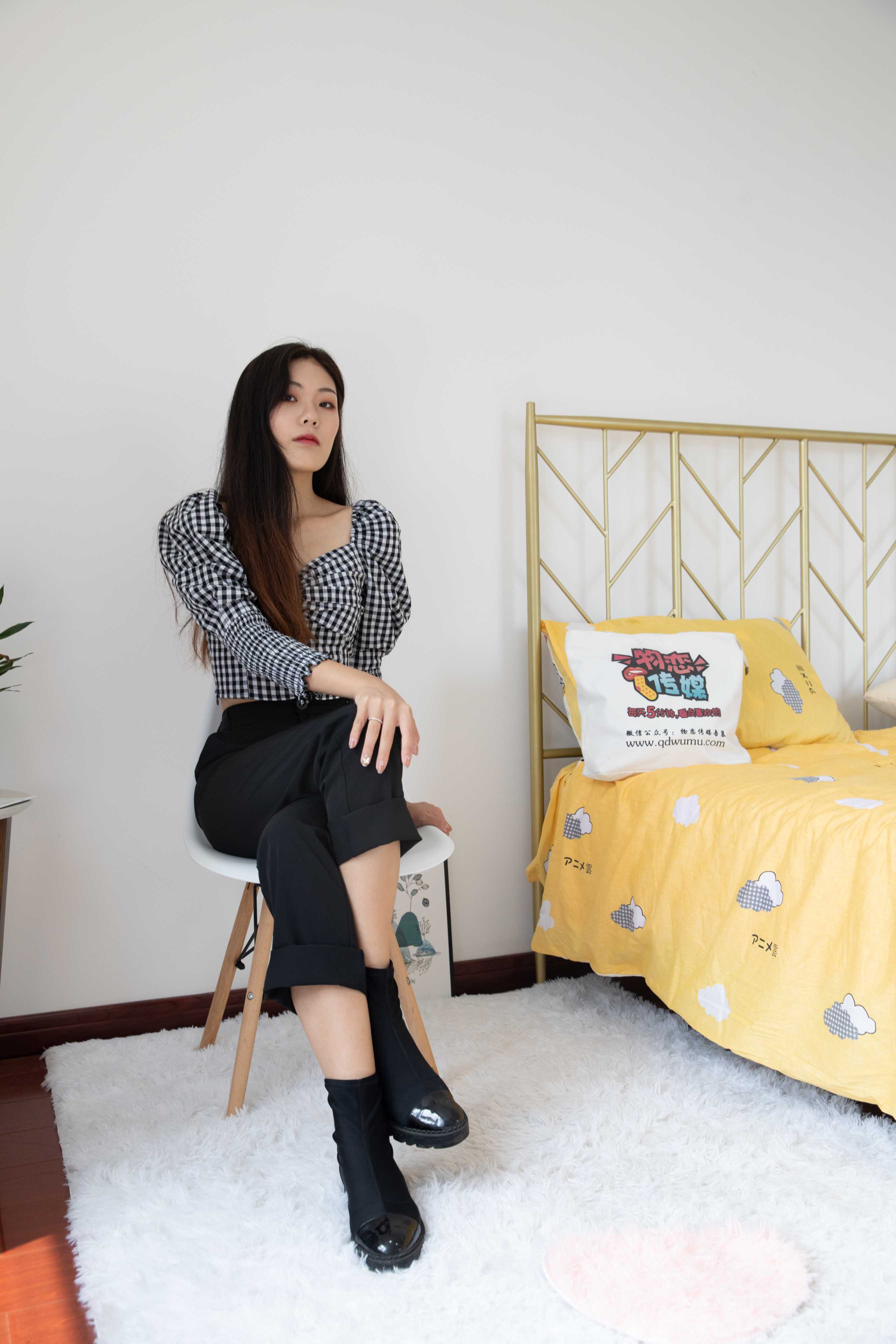 物恋传媒 No.476 vicky-快乐小魔女 [143P+1V2.09G]