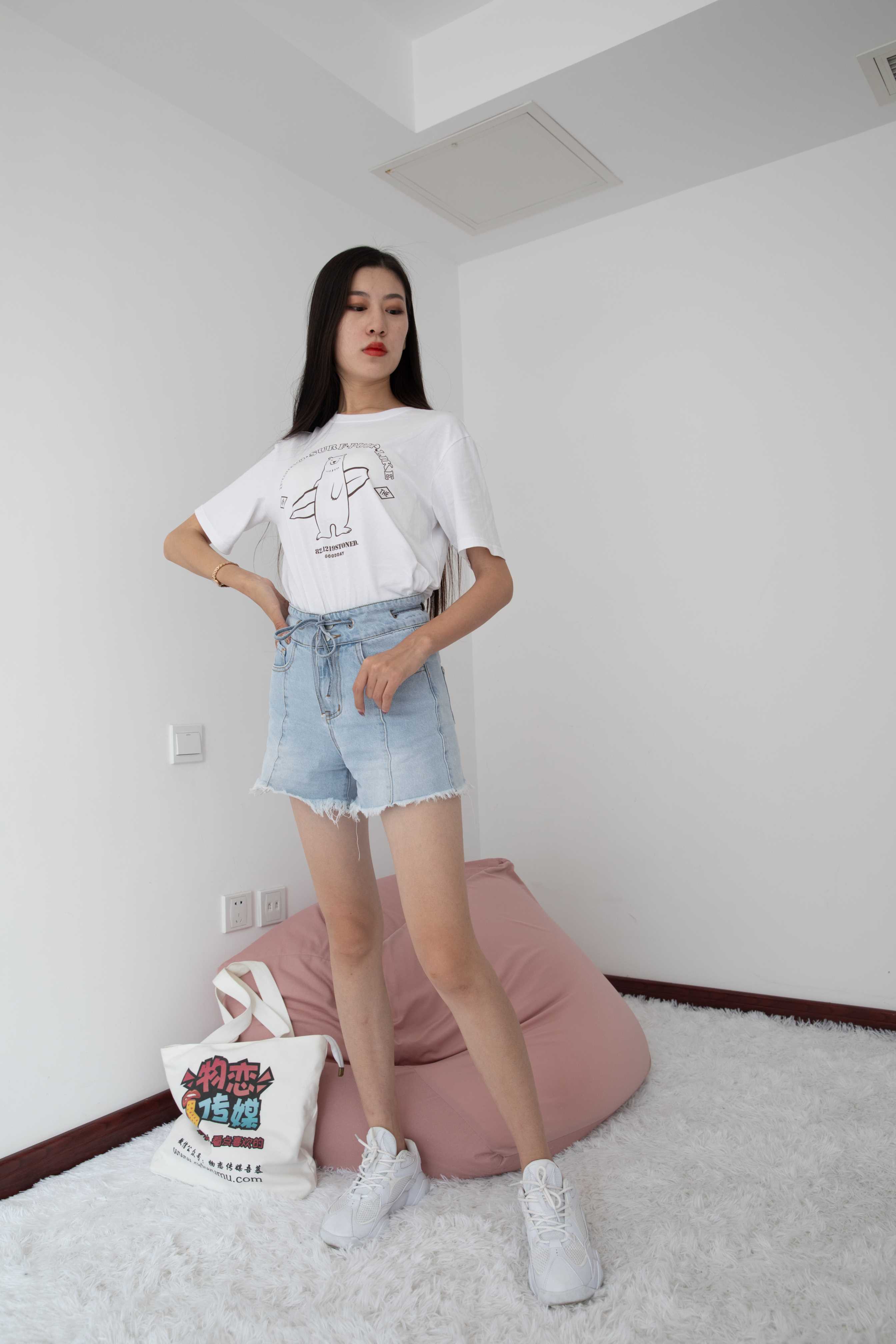 物恋传媒 No.481 苏镶-杨柳依晴 [153P+1V3.4G]