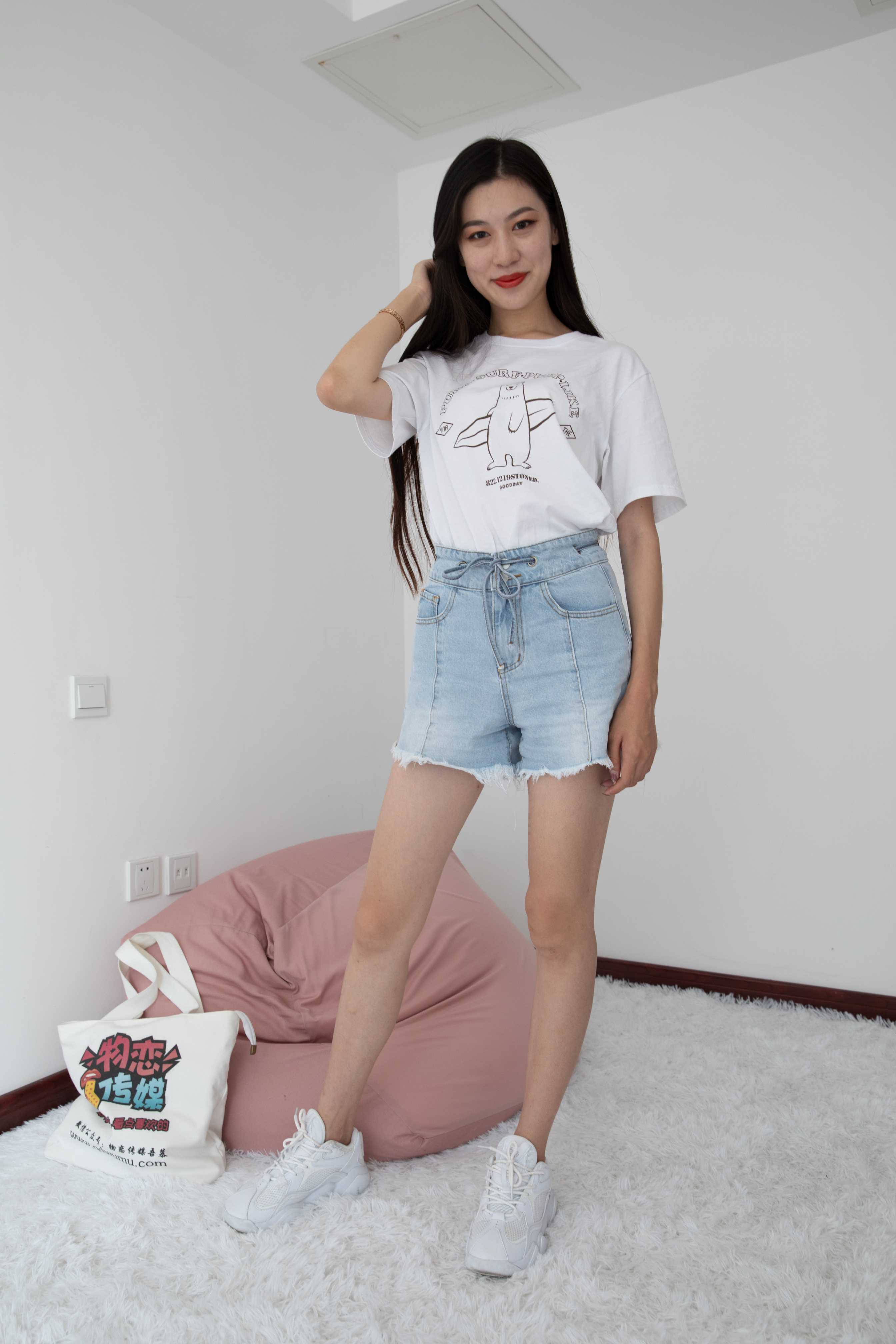 物恋传媒 No.481 苏镶-杨柳依晴 [153P+1V3.4G]