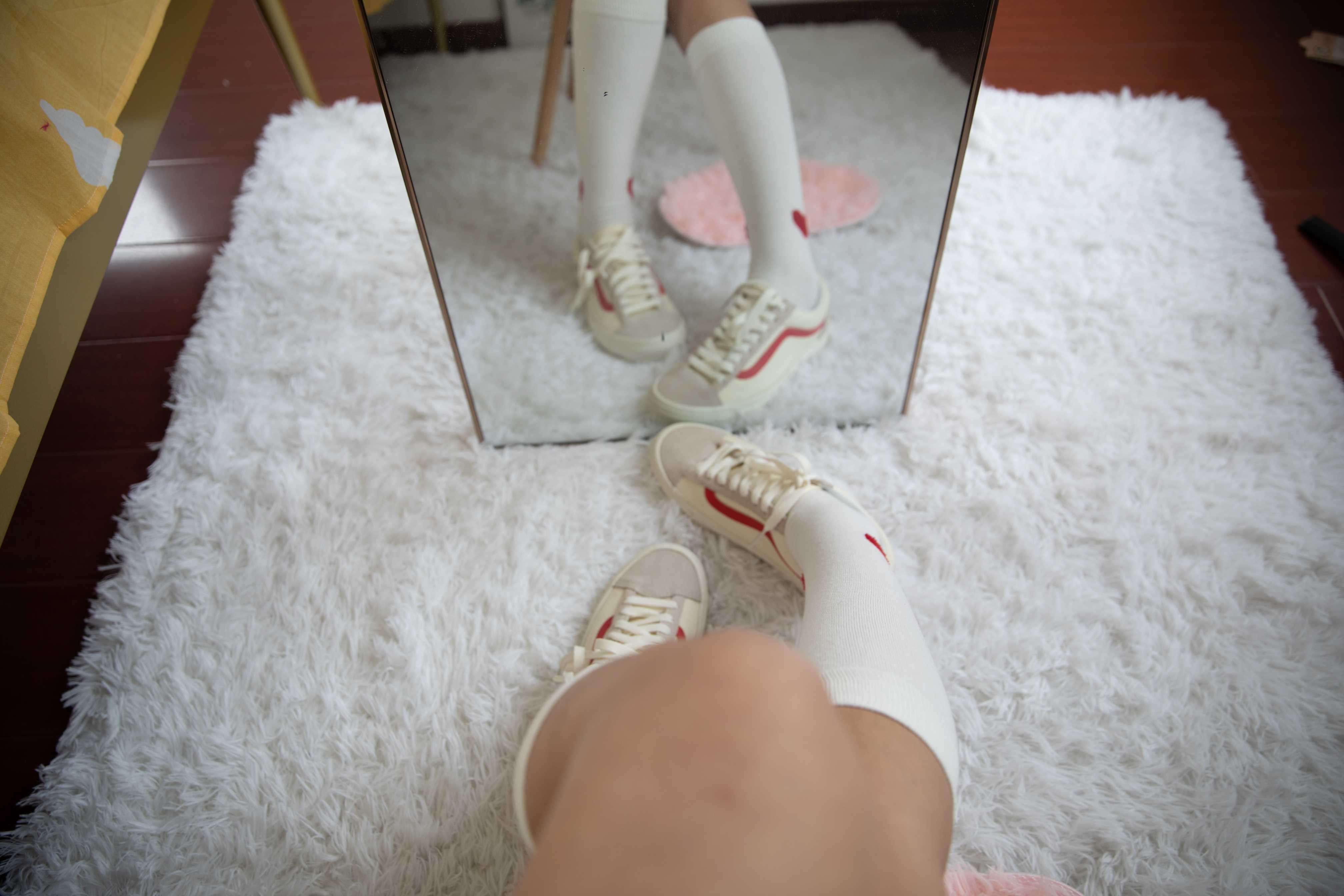 物恋传媒 No.486 言言-梦时雨花开 [160P+1V4.12G]