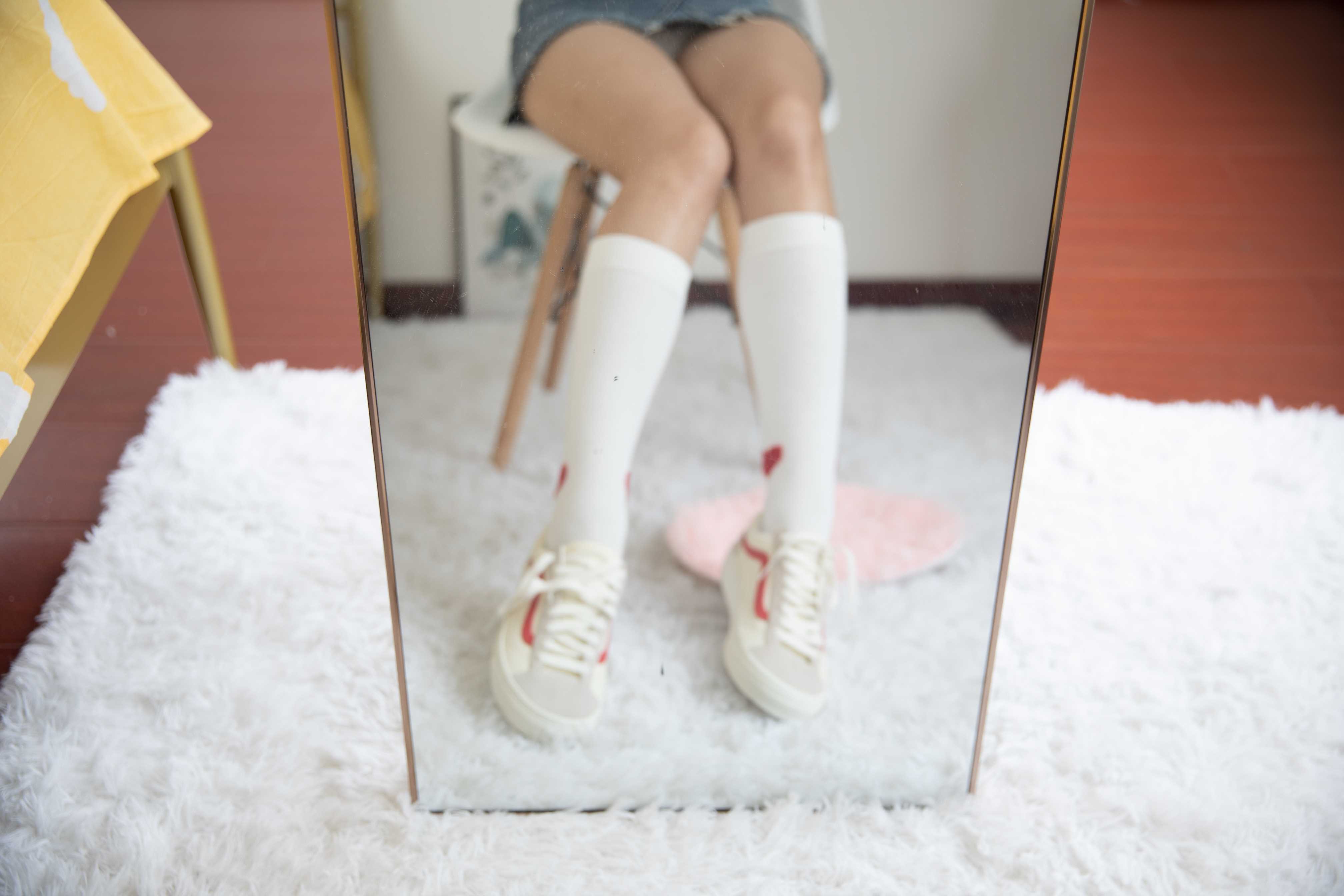 物恋传媒 No.486 言言-梦时雨花开 [160P+1V4.12G]