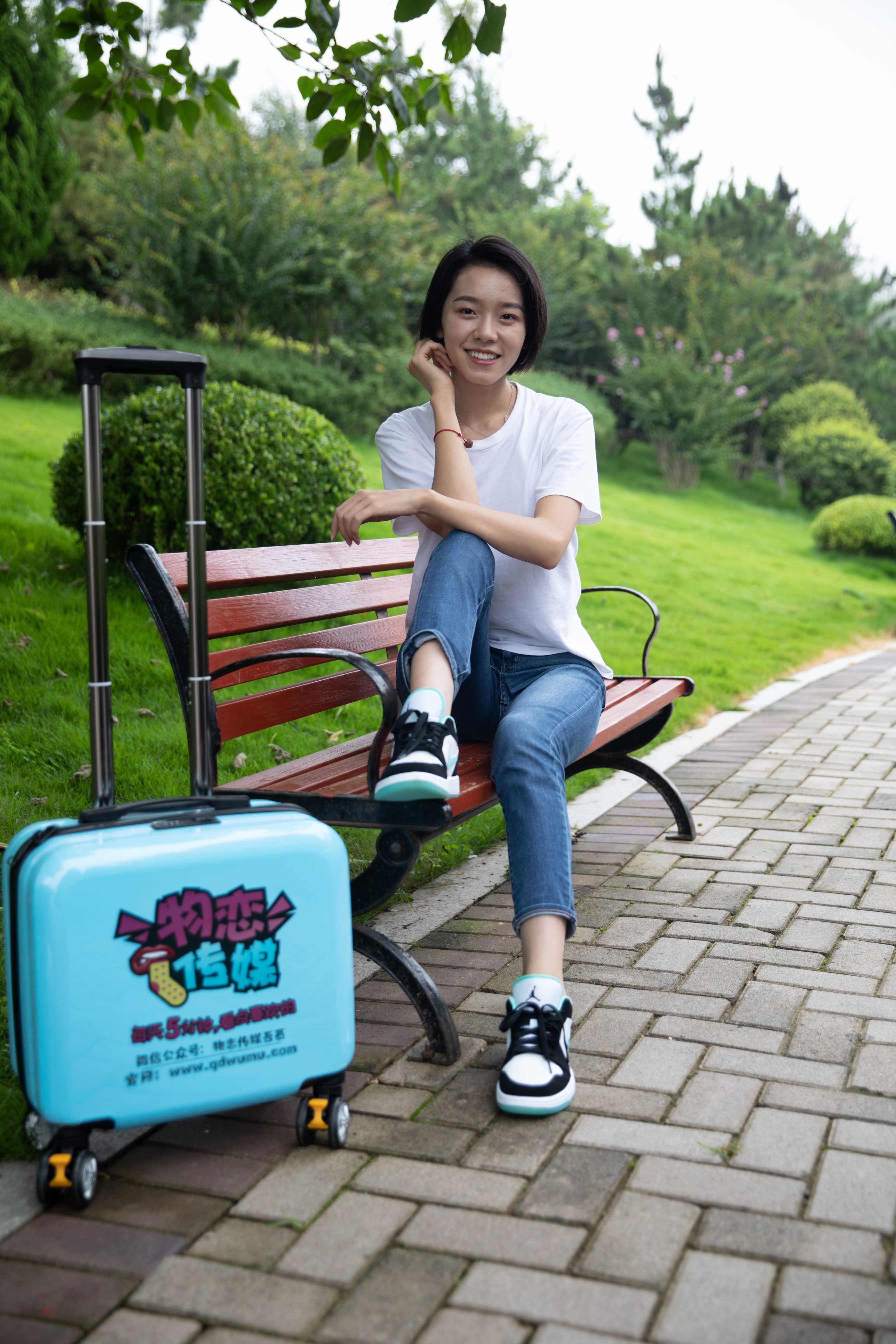 物恋传媒 No.496 小飞-青春一瞬 [161P+1V4.71G]