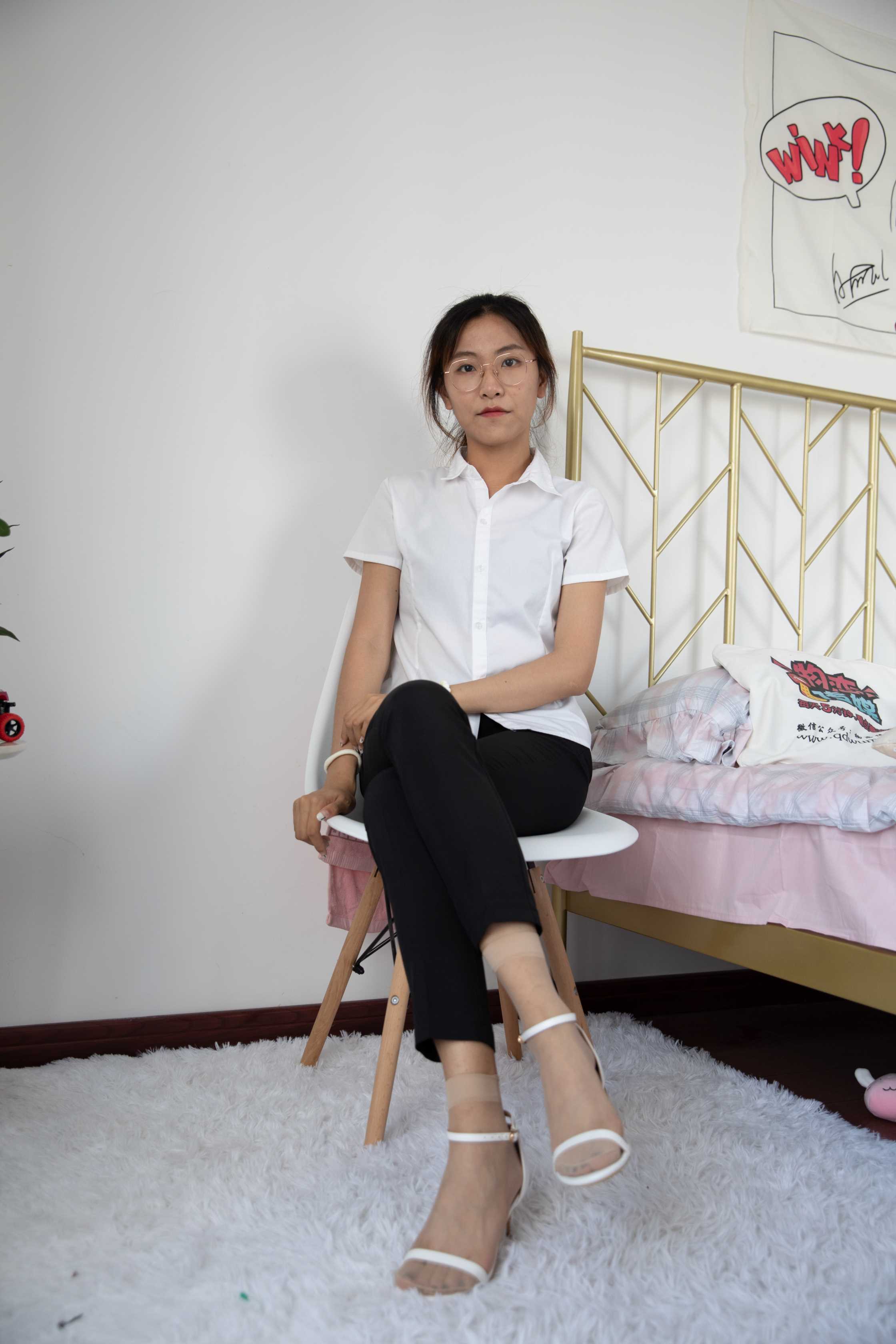 物恋传媒 NO.503 elise-夏日花海 [164P+1V3.94G]