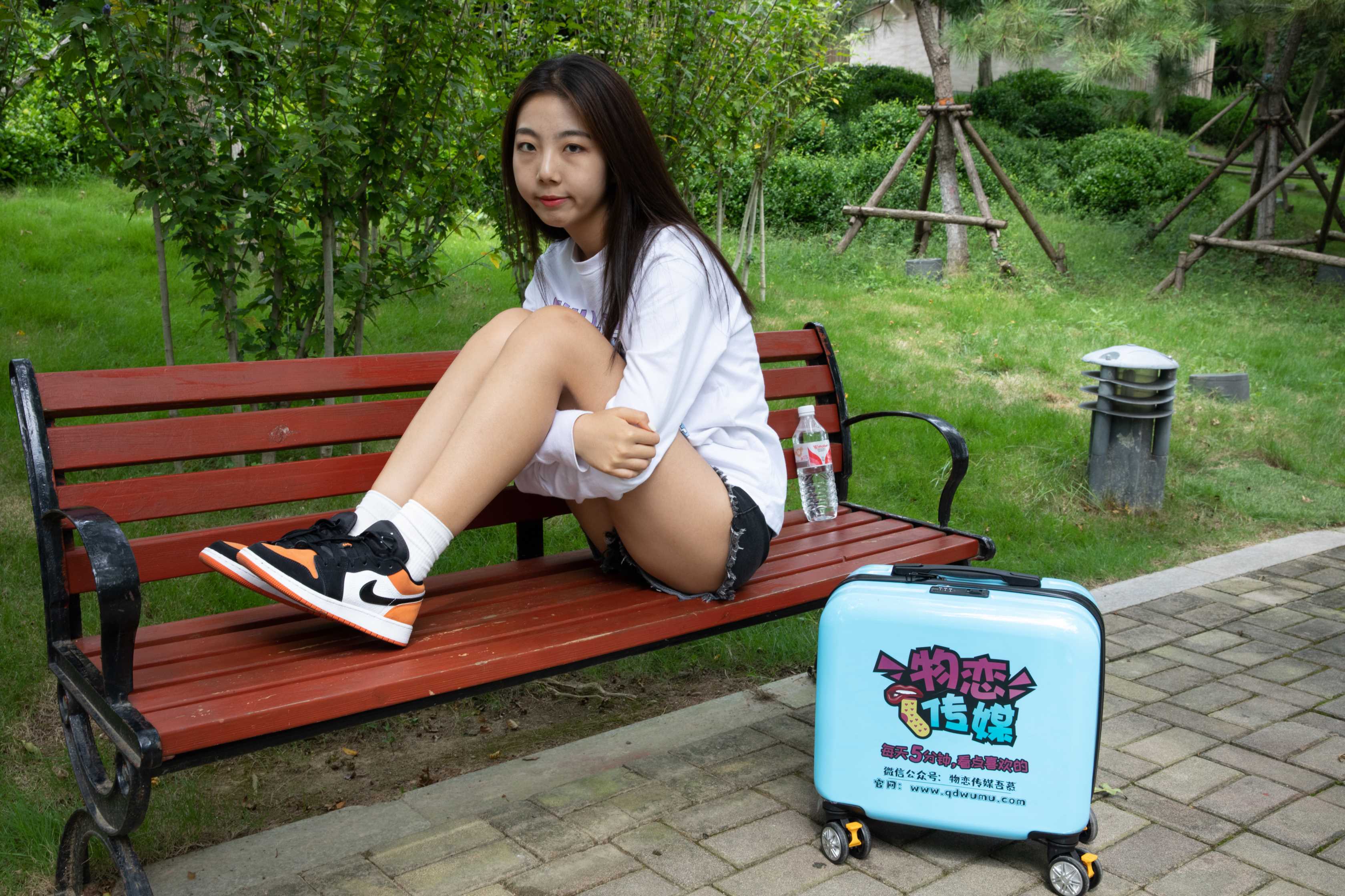 物恋传媒 NO.544 心心-西山落霞 [150P+1V4.75G]