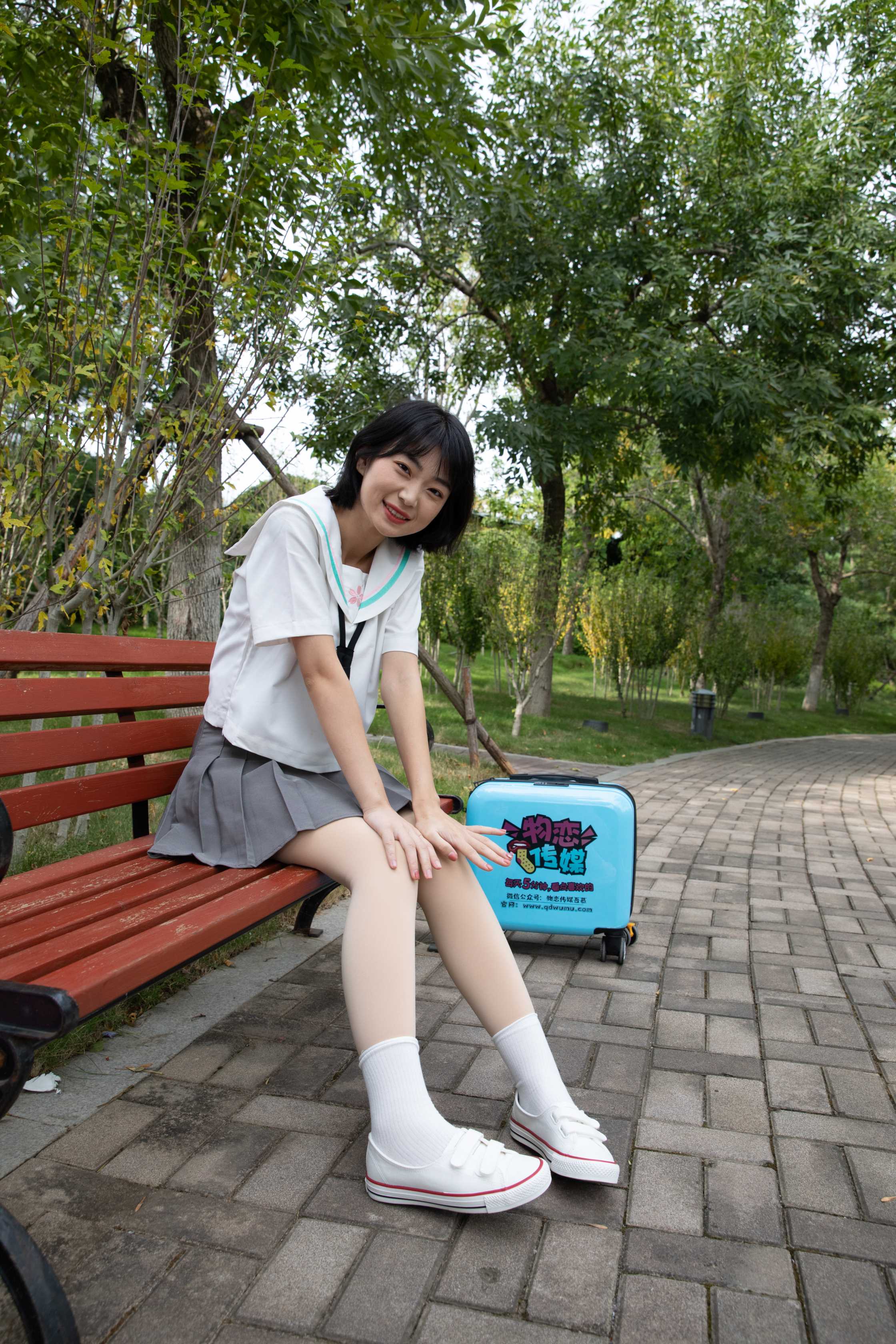 物恋传媒 NO.551 小凌-梦舞 [120P+1V9.01G]