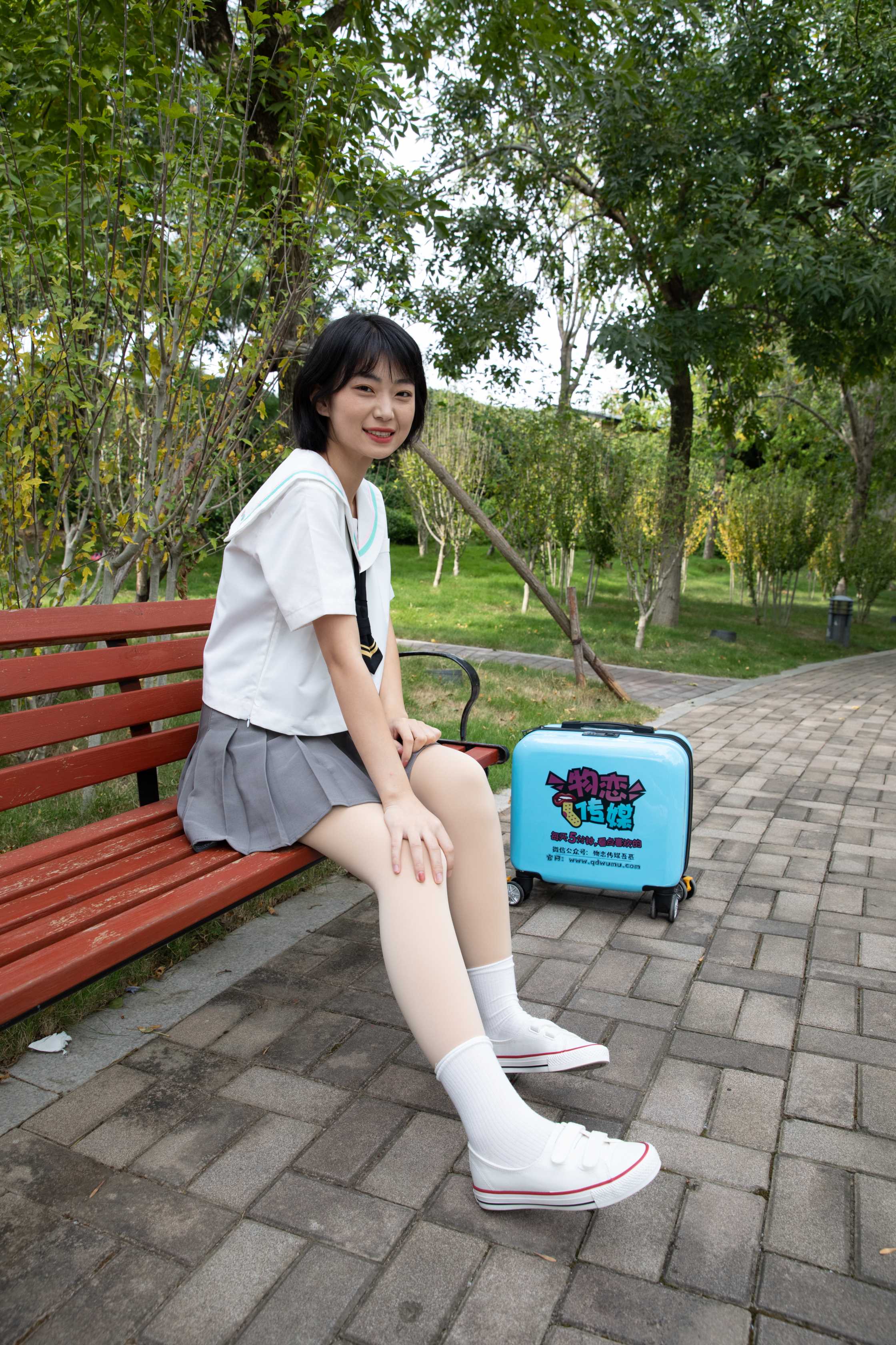 物恋传媒 NO.551 小凌-梦舞 [120P+1V9.01G]