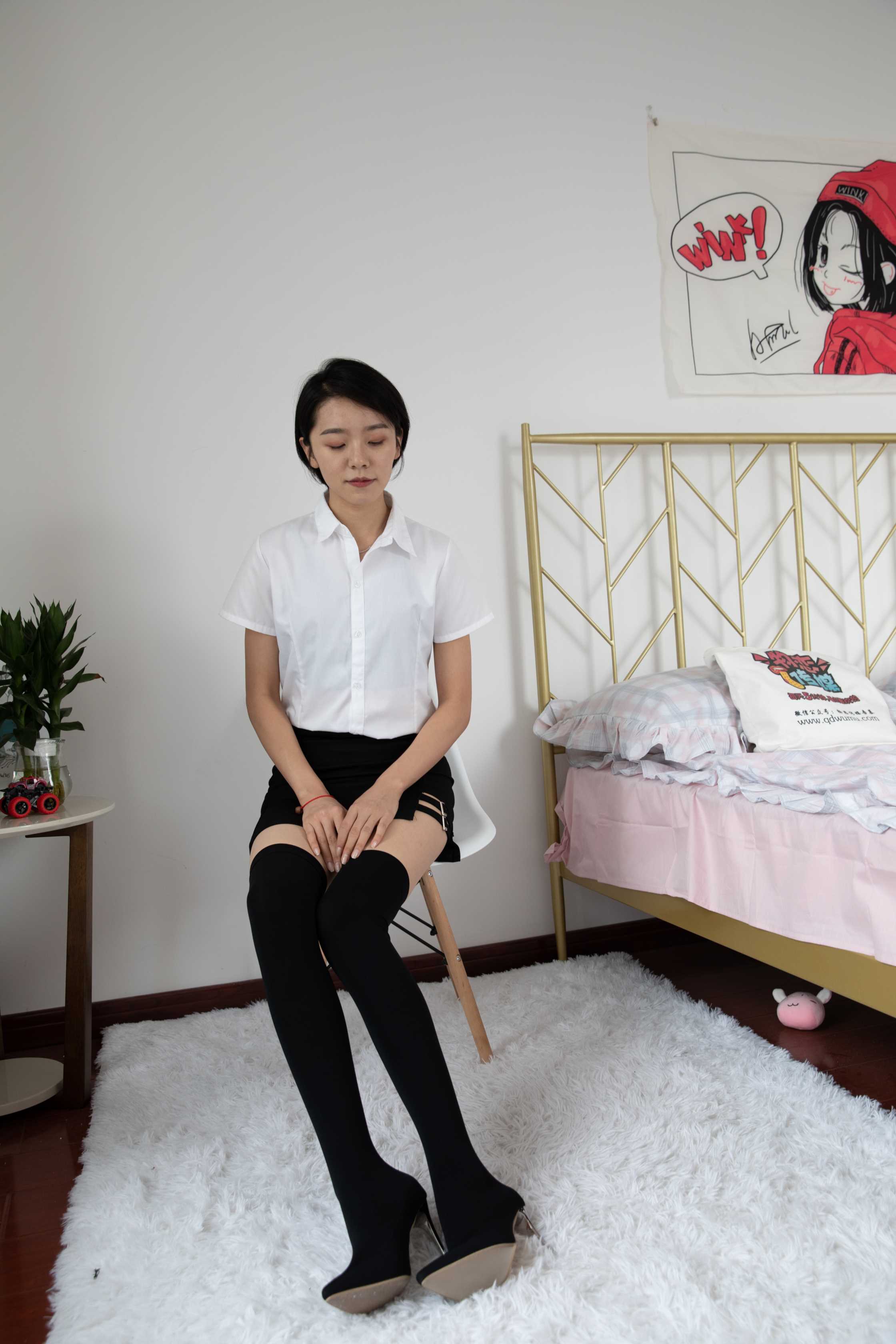 物恋传媒 NO.555 小飞-晚秋莲梦 [158P+1V3.61G]