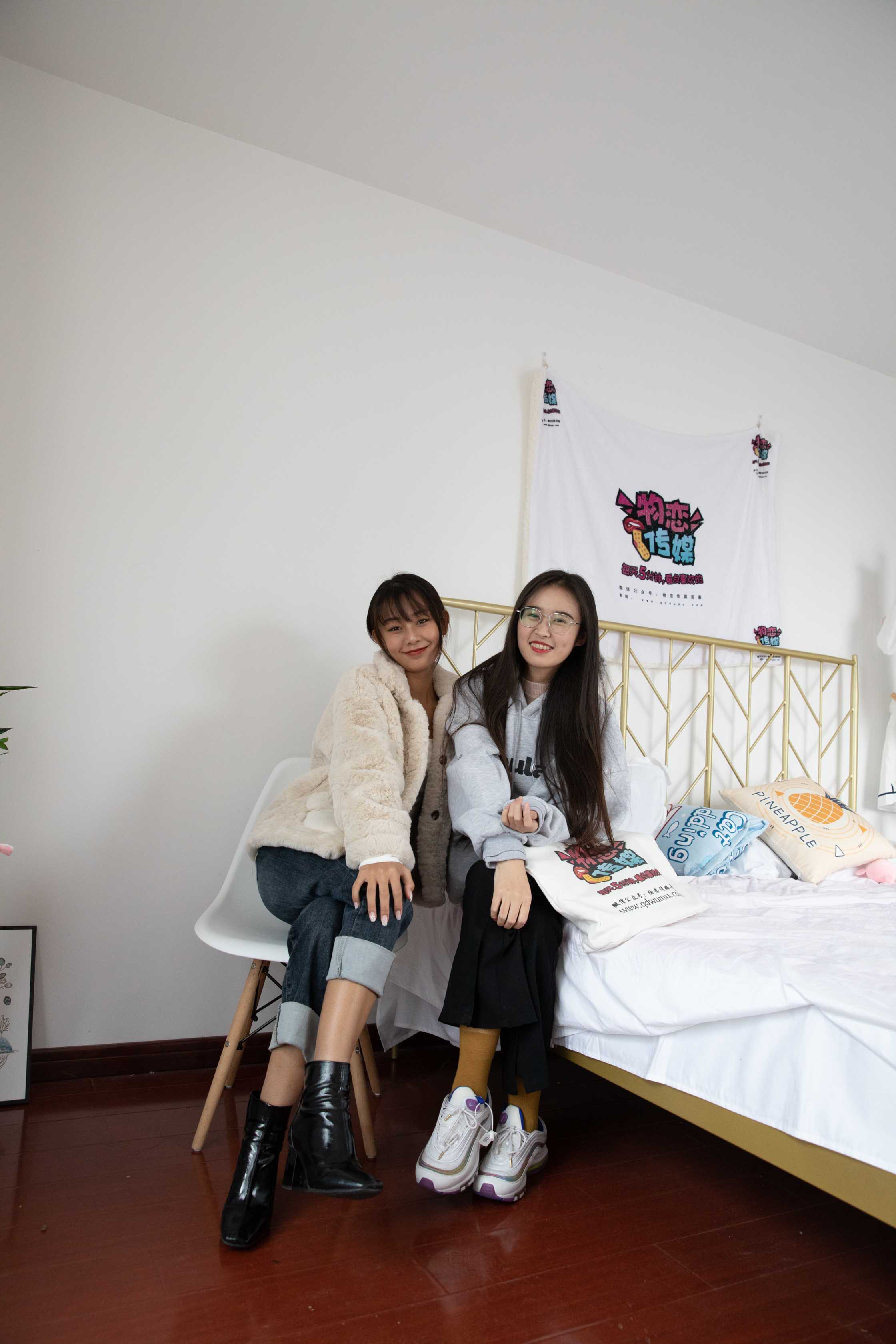 物恋传媒 NO.592 岚岚&菲菲-冬雨心荷 [185P+1V4.77G]